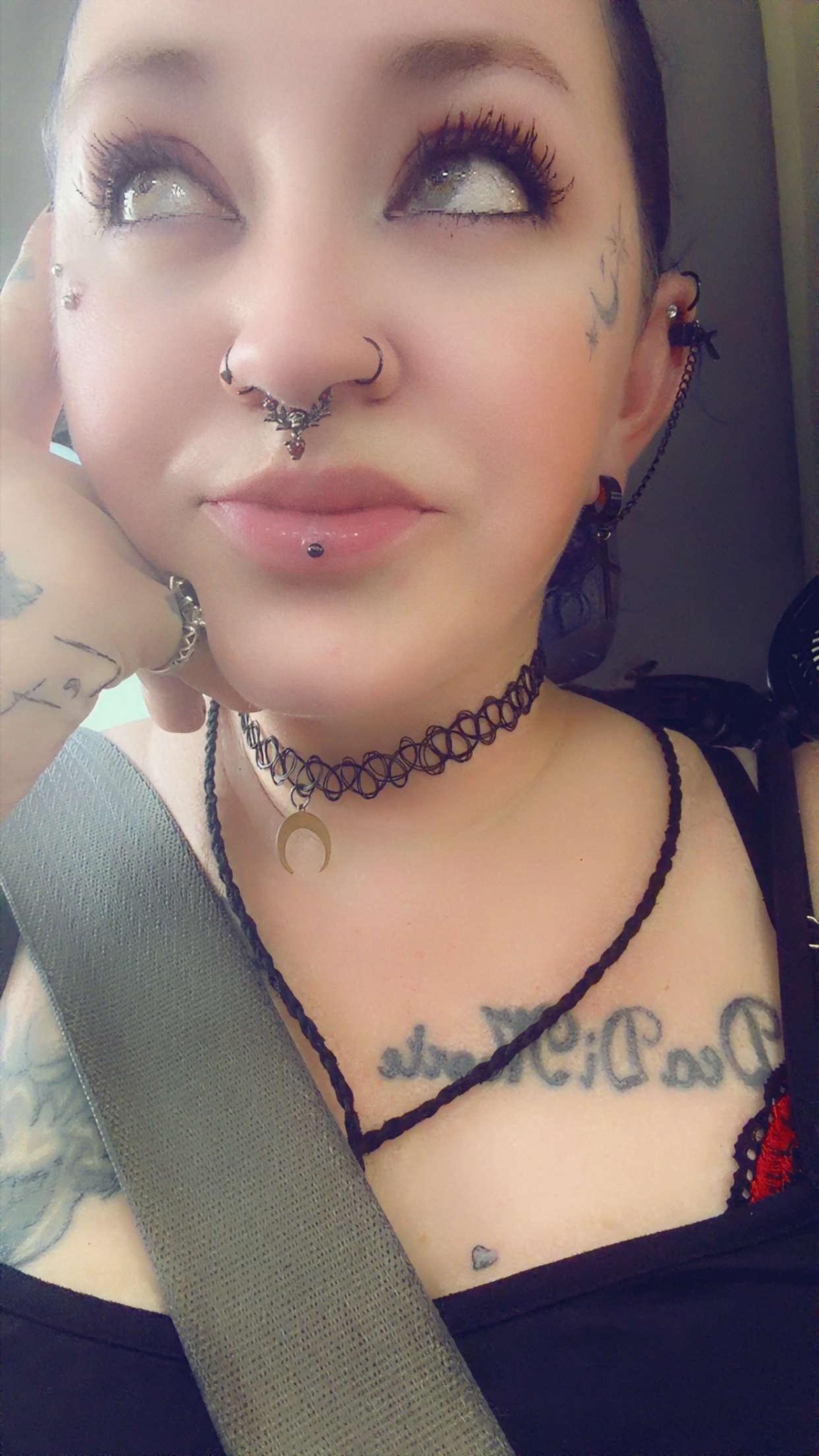 @imthatqueenghostie
