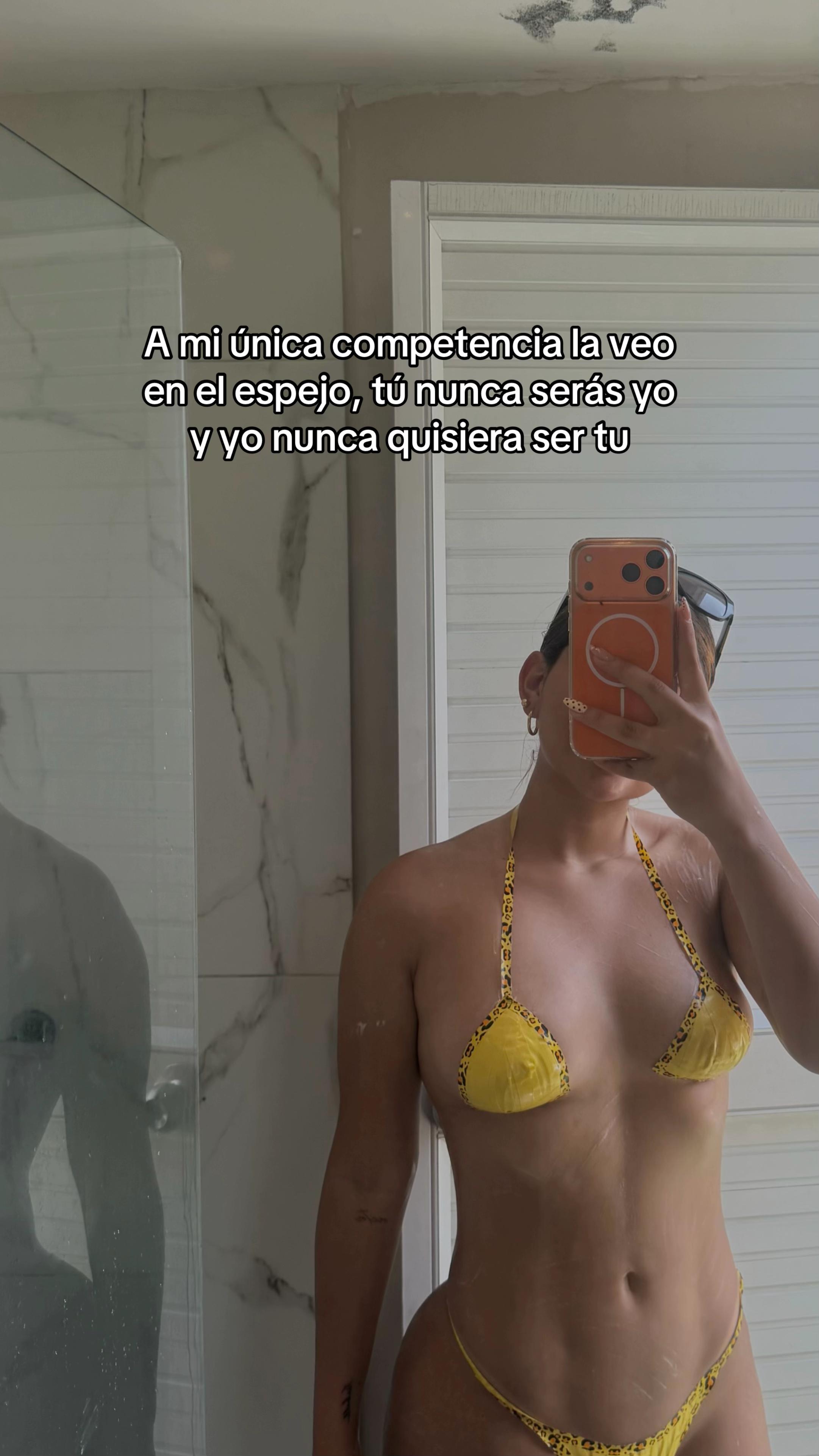 @Victoria Acosta