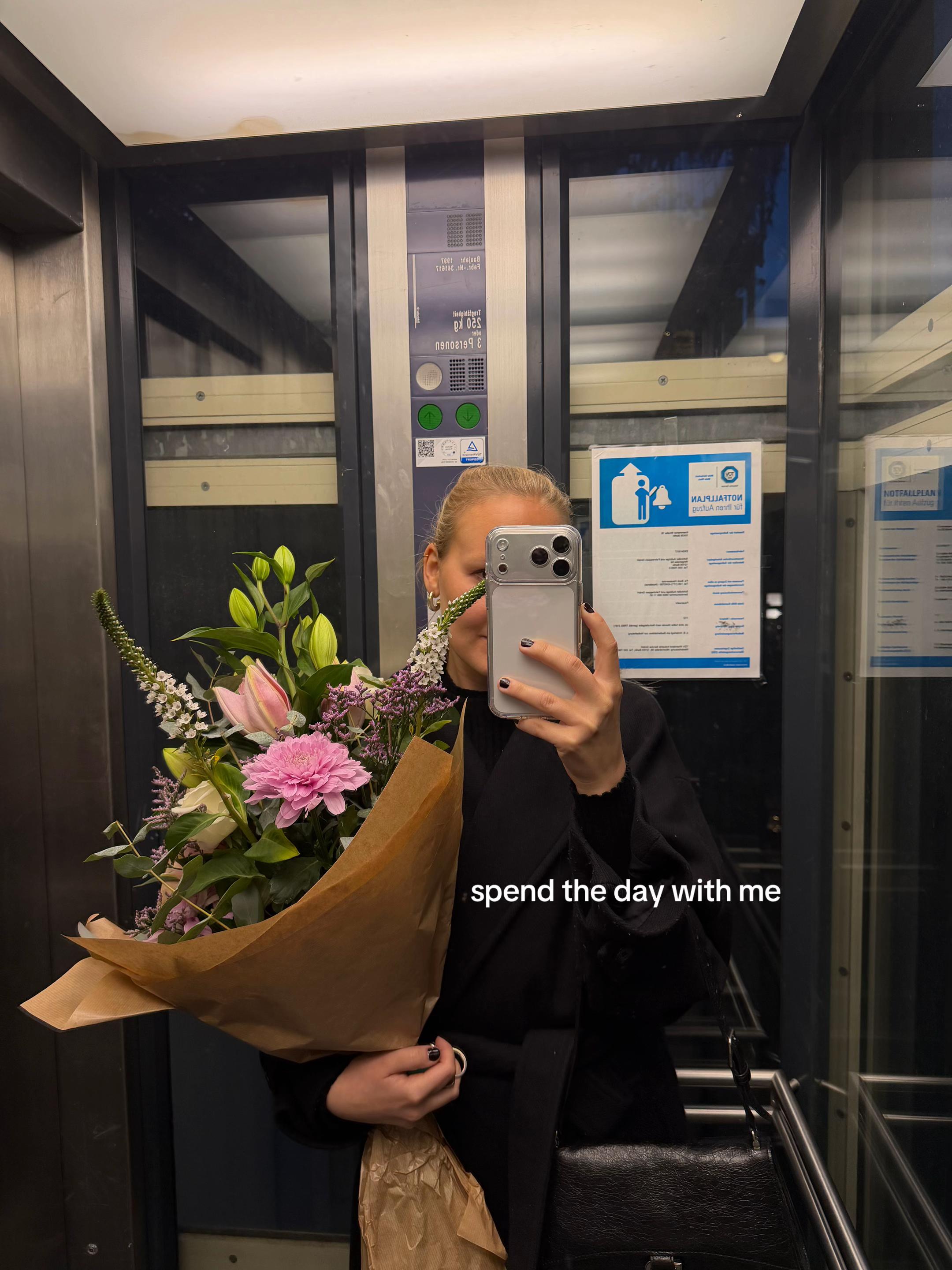 @sophia ◡̈