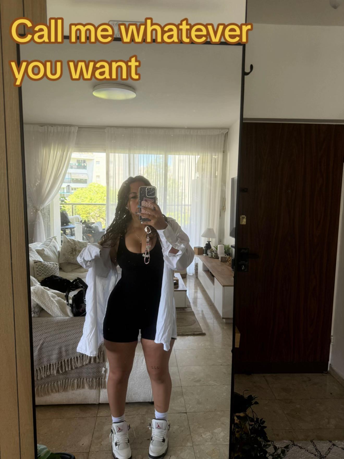 @Hellokittyyy