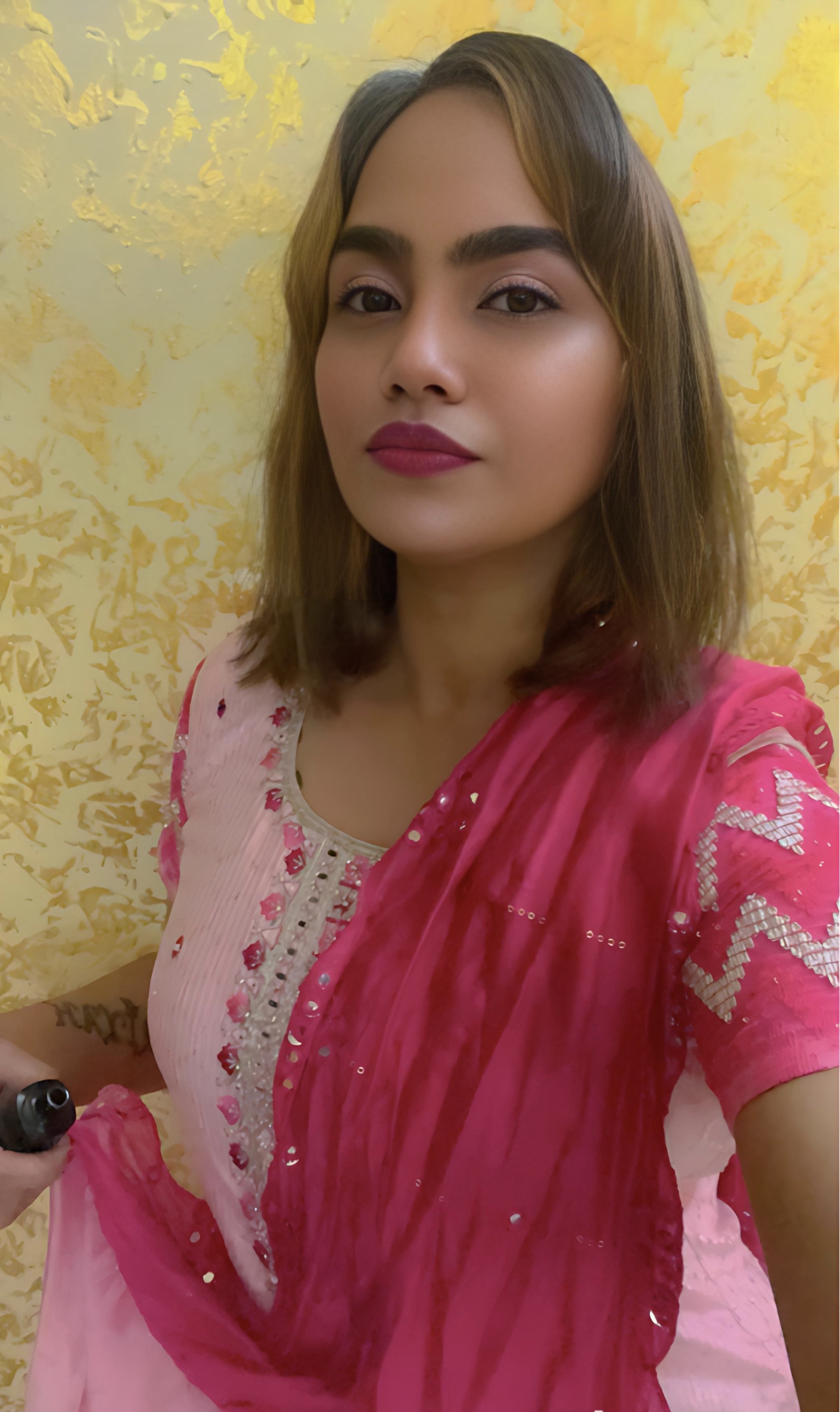 @꧁༺Priyah Priya༻꧂