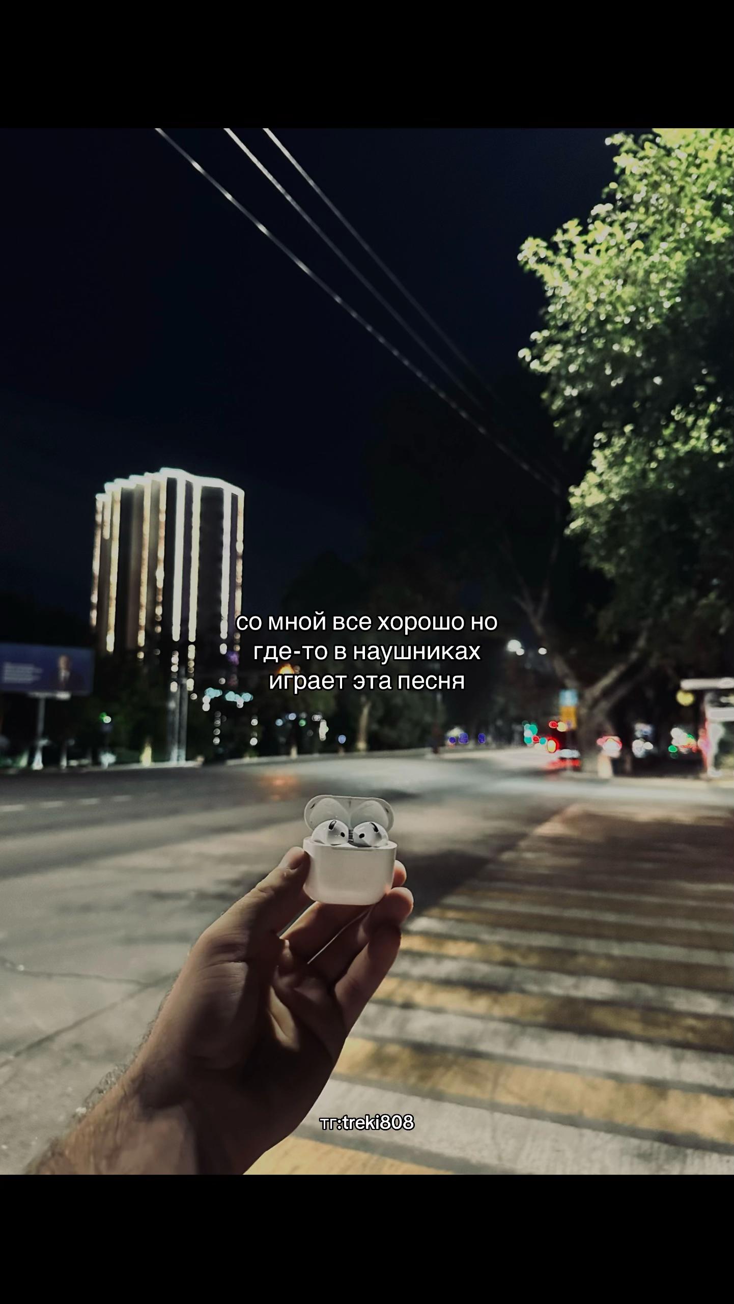 @808