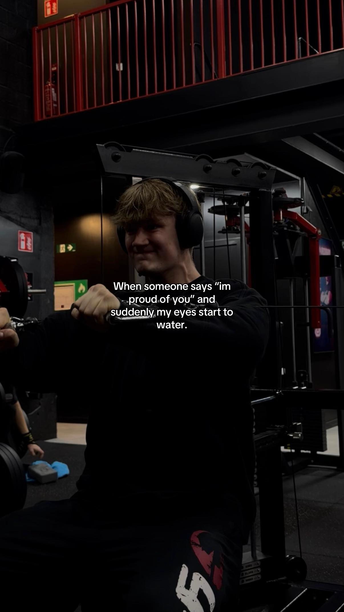 @Piotrgym