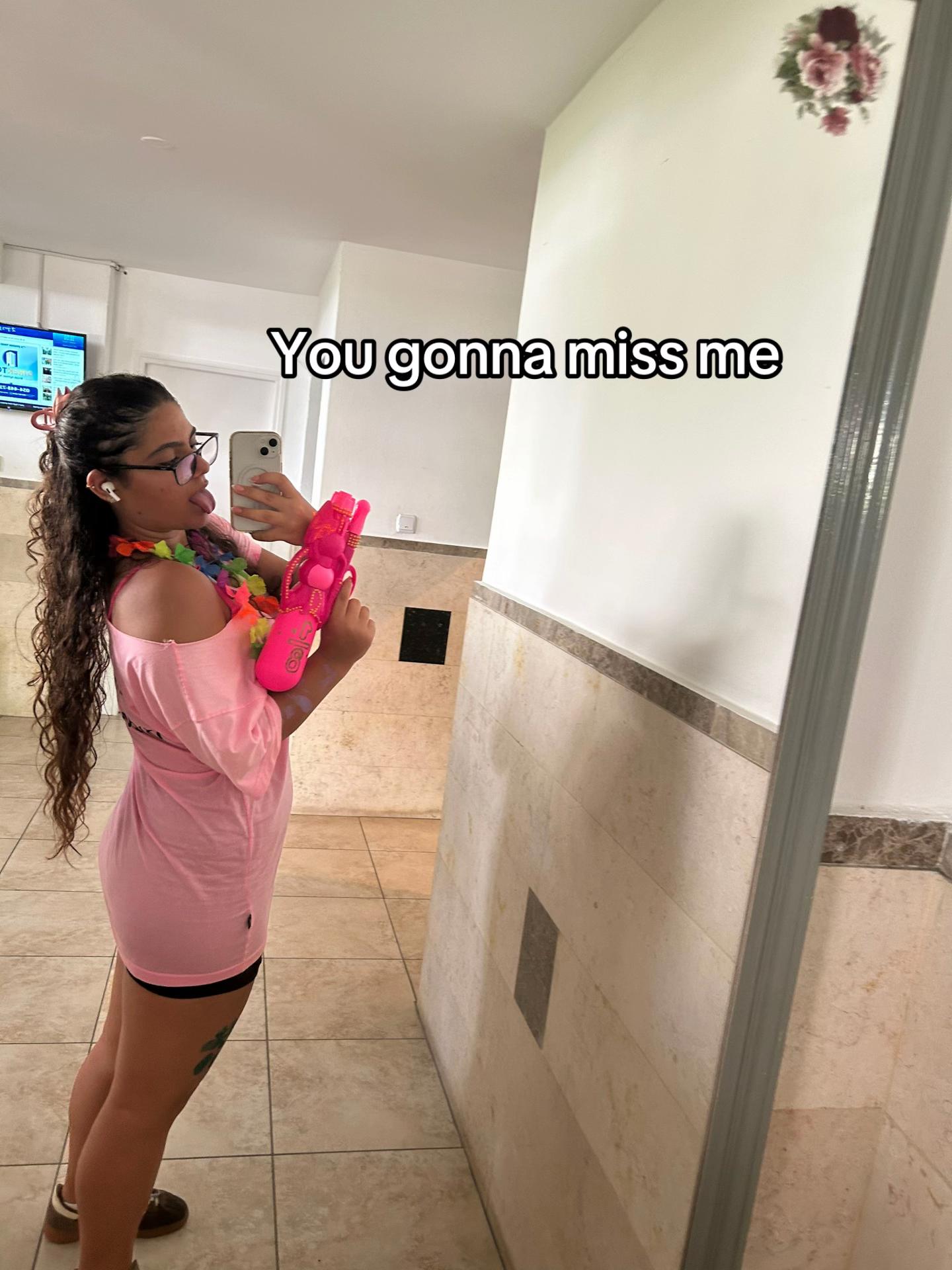 @🐚