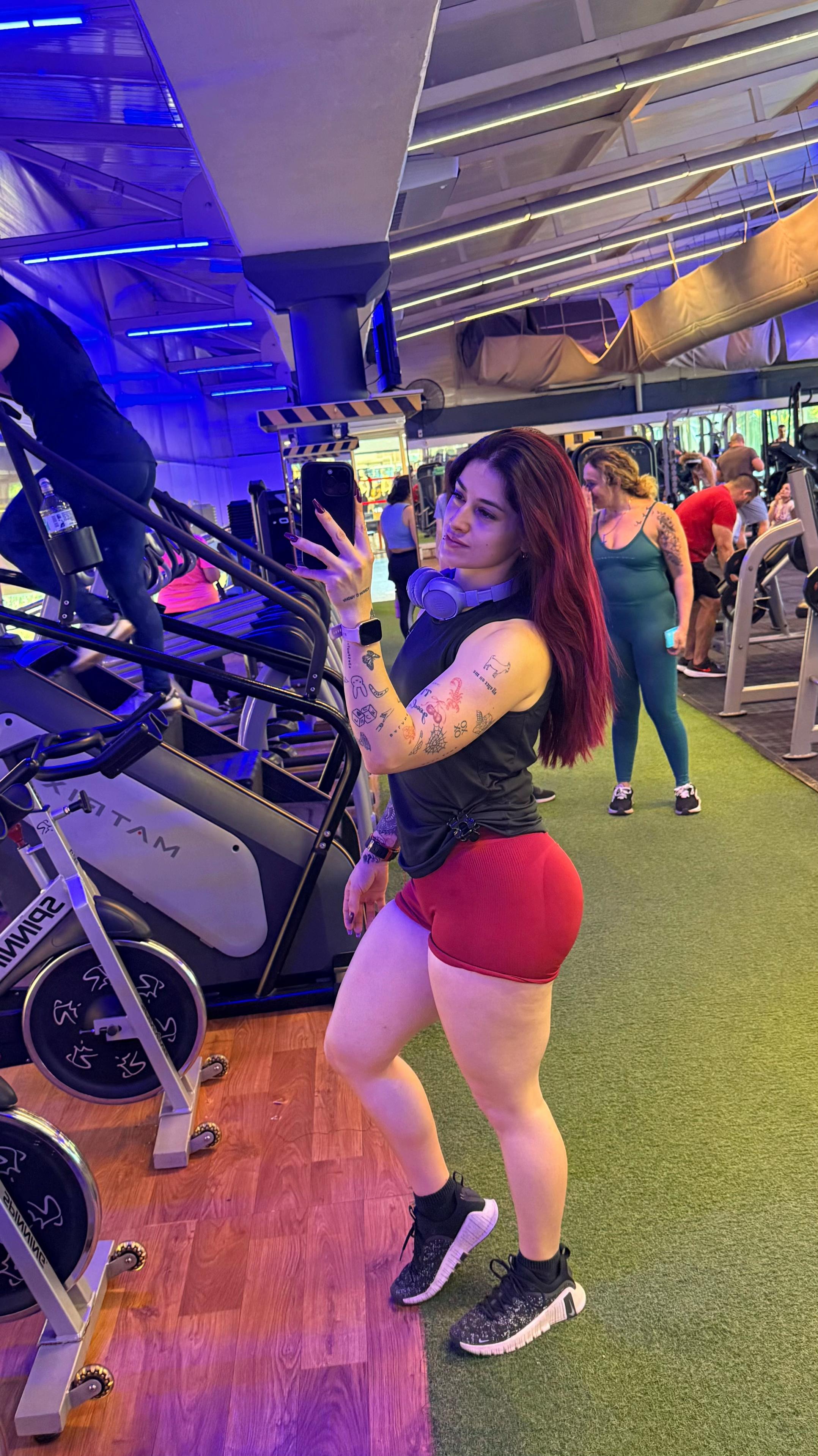 @𝑬𝒗𝒆 𝑷𝒂𝒓𝒓𝒊𝒍𝒍𝒂🍒&rsquo;🐐