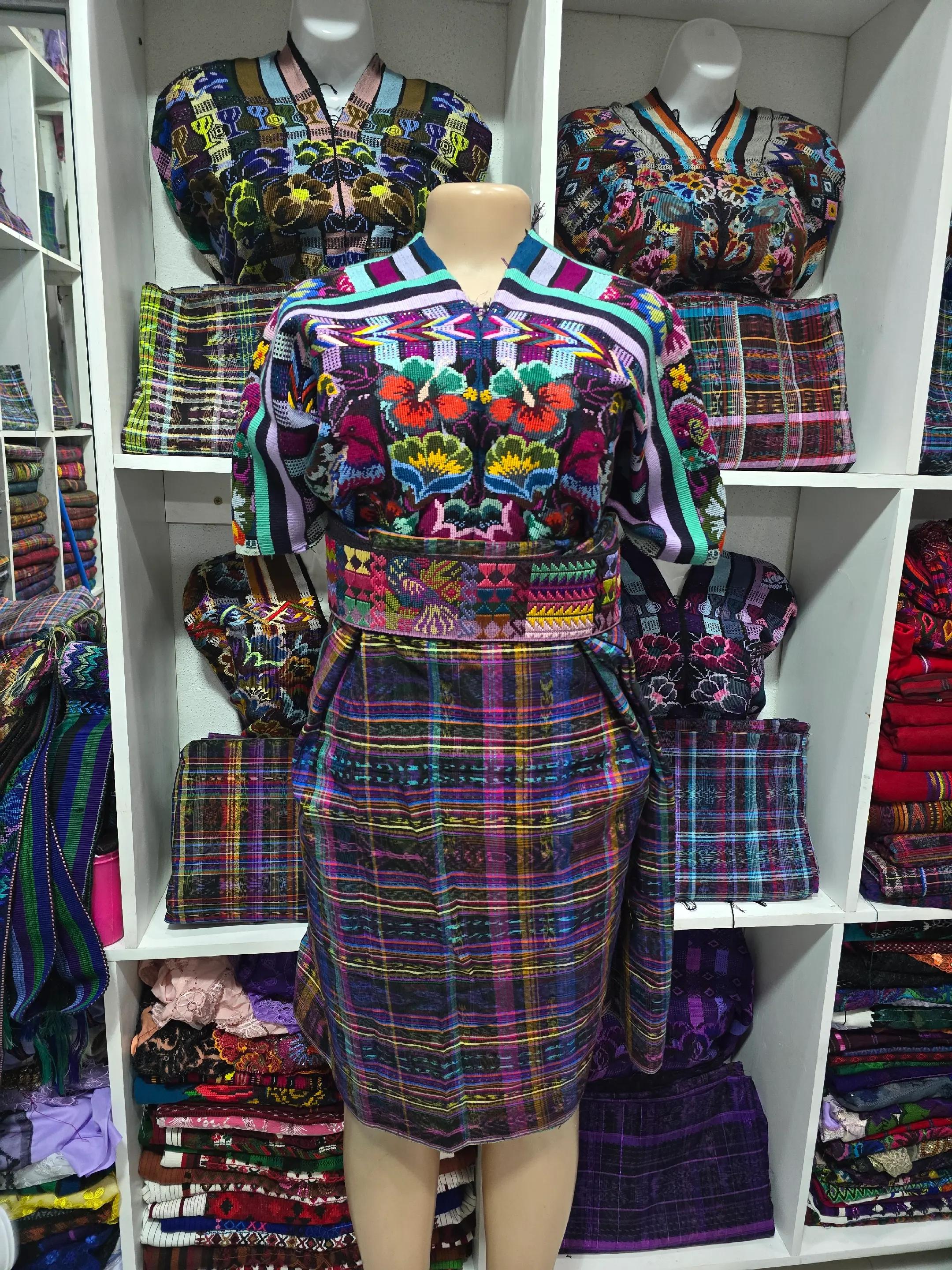 @Trajes Tipicos Rafa