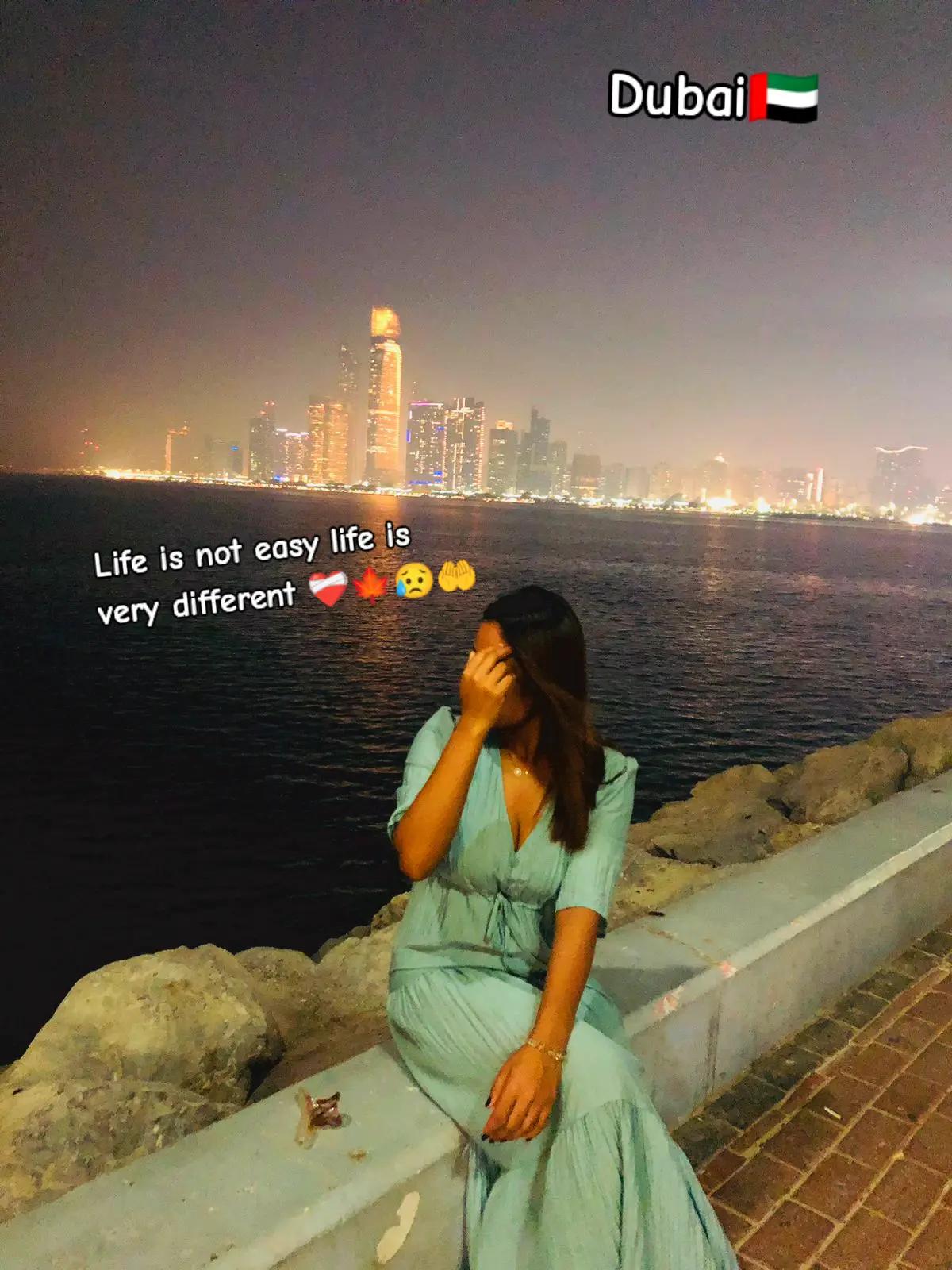 @🦋