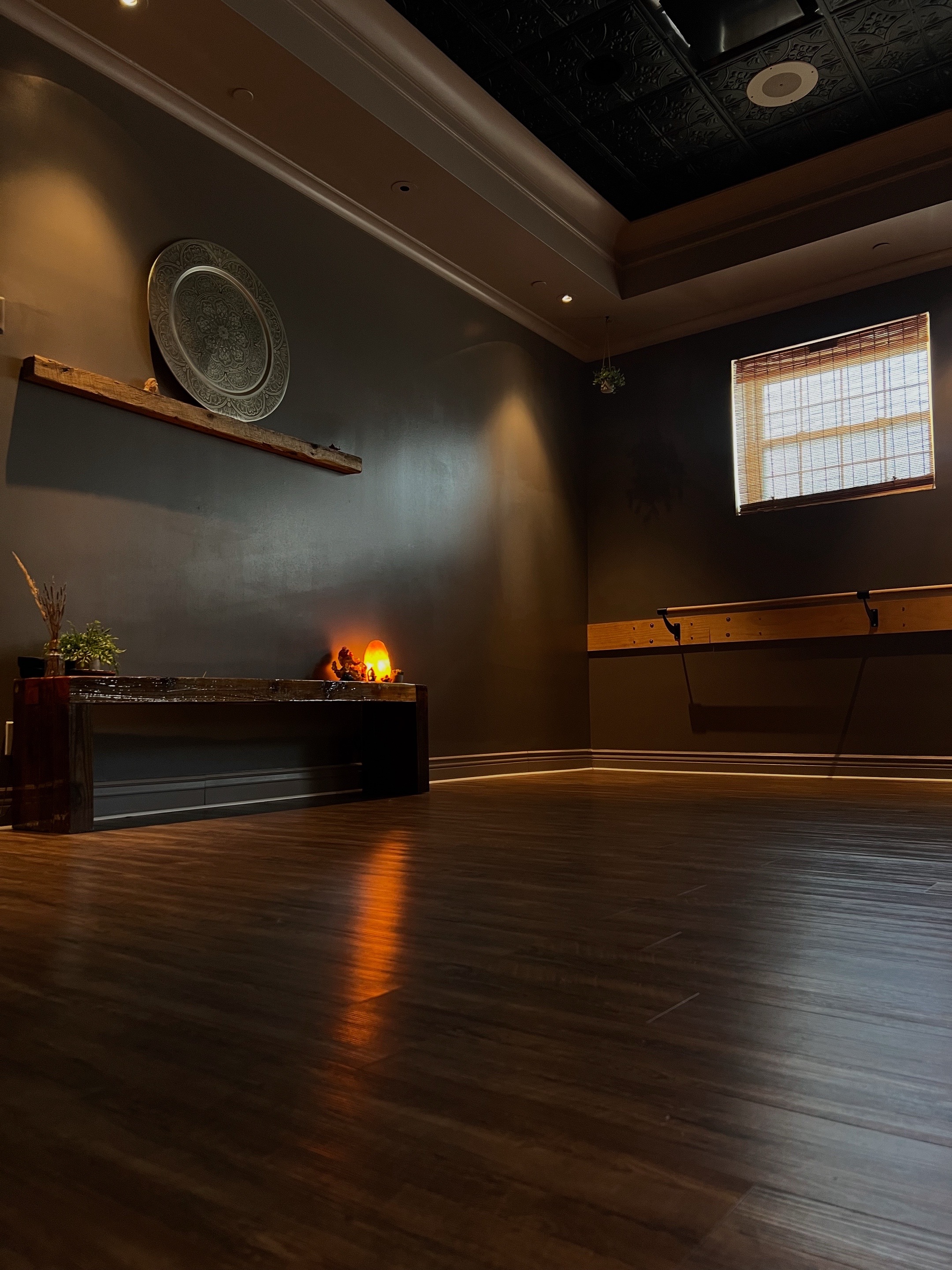 @jacaranda yoga