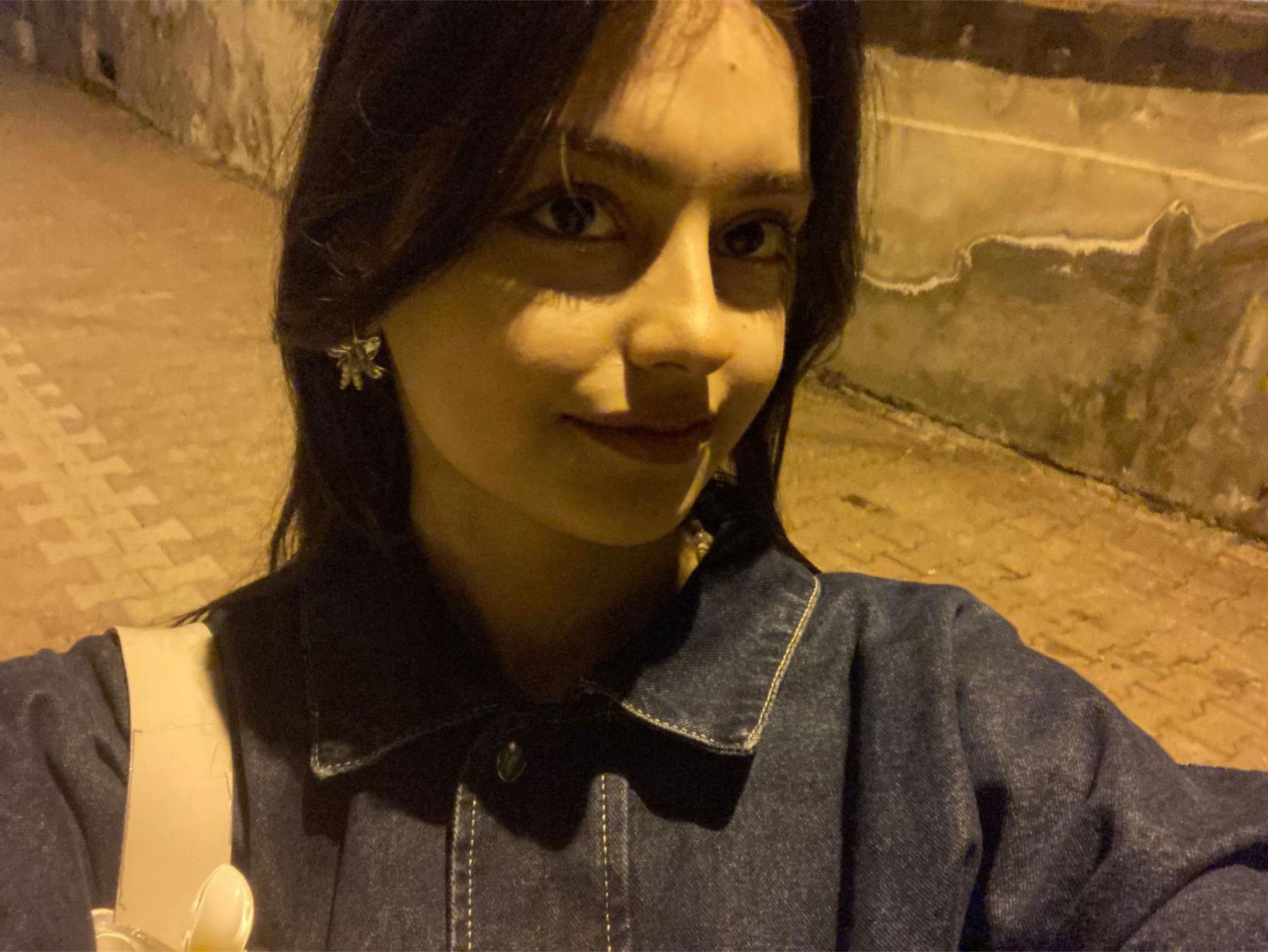 @Ravzaa