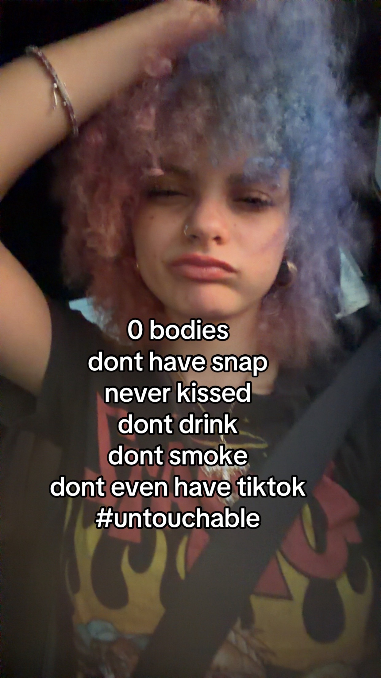 @🥳