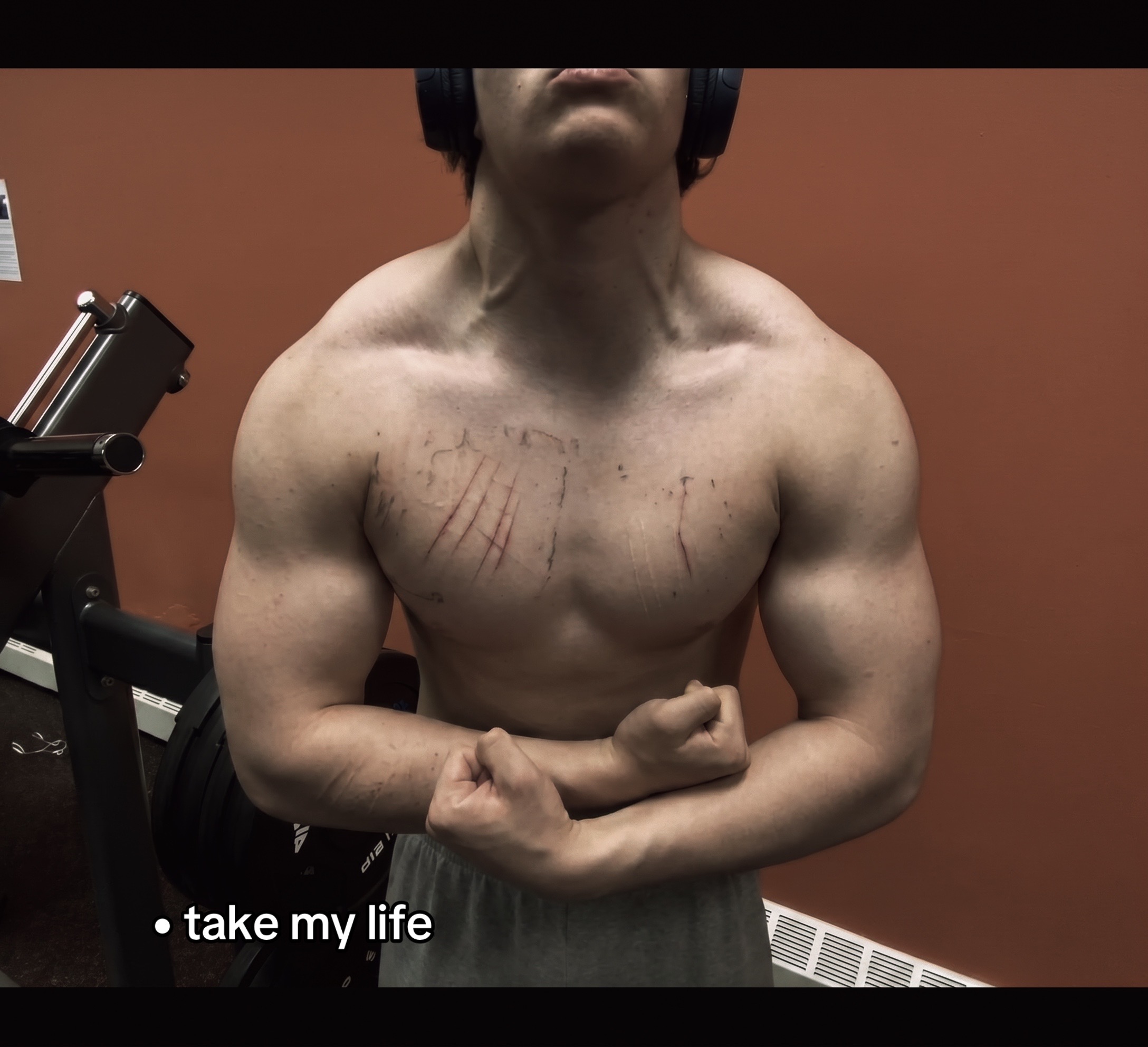 @Dy