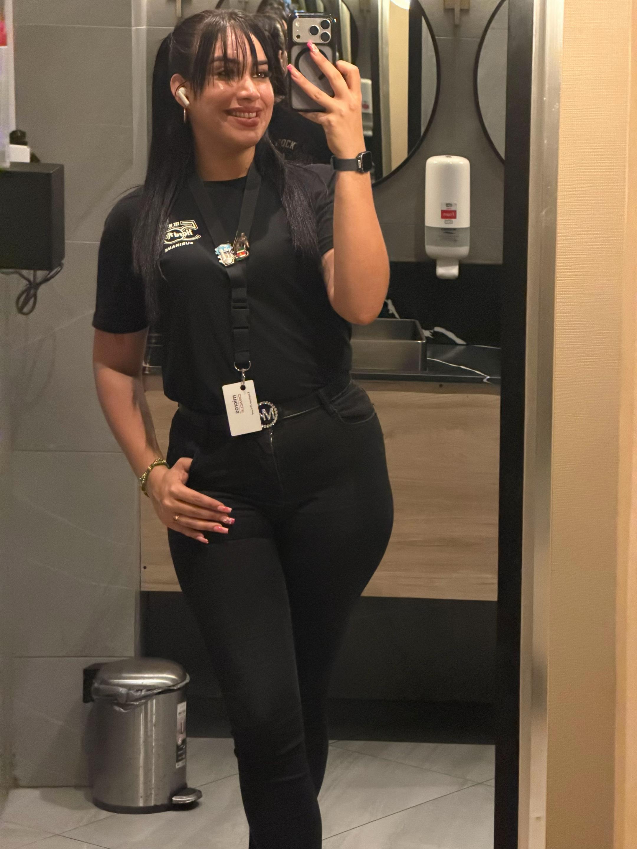 @Gi 🦦