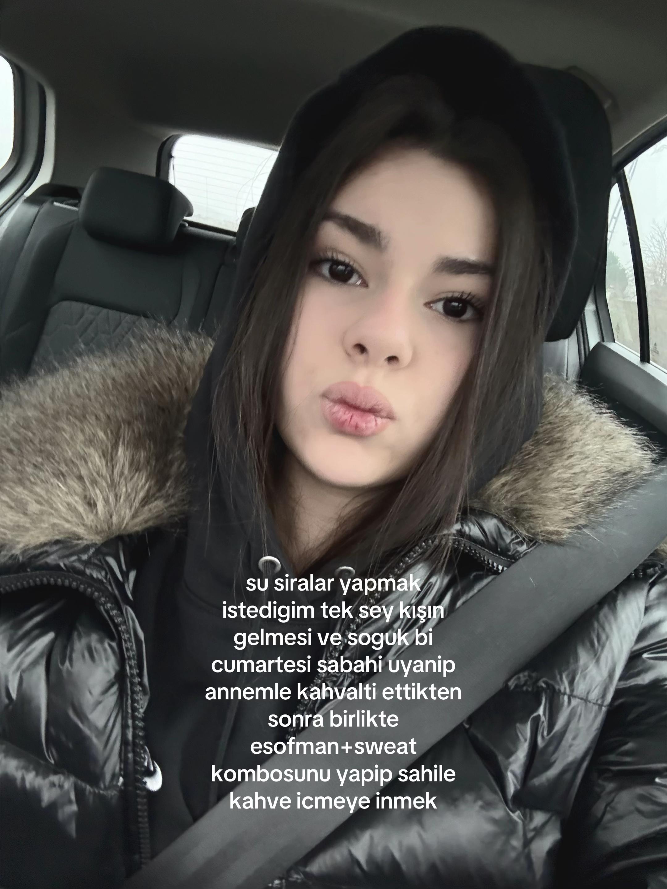 @🤷🏻&zwj;♀️