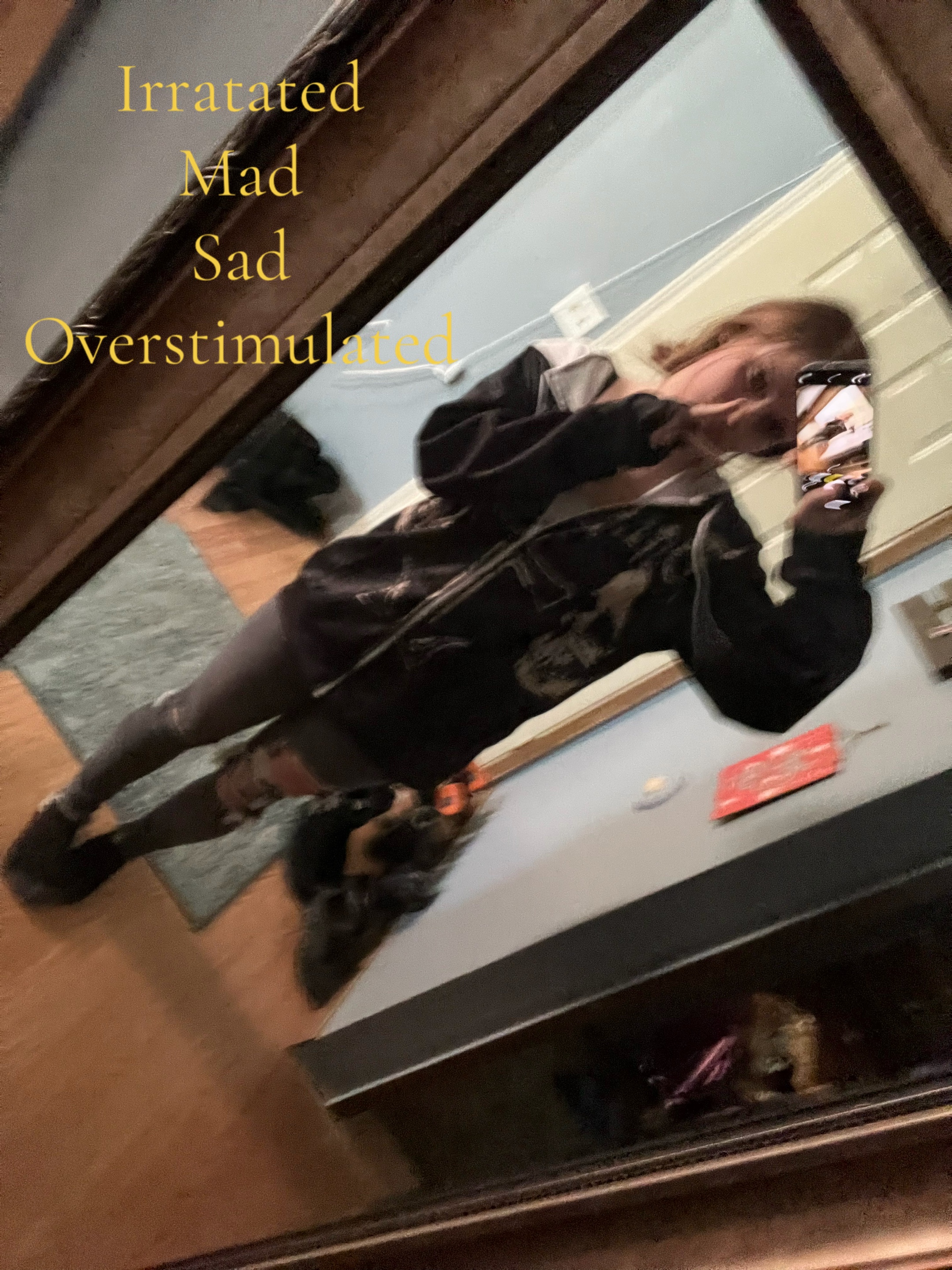 @𖣂.