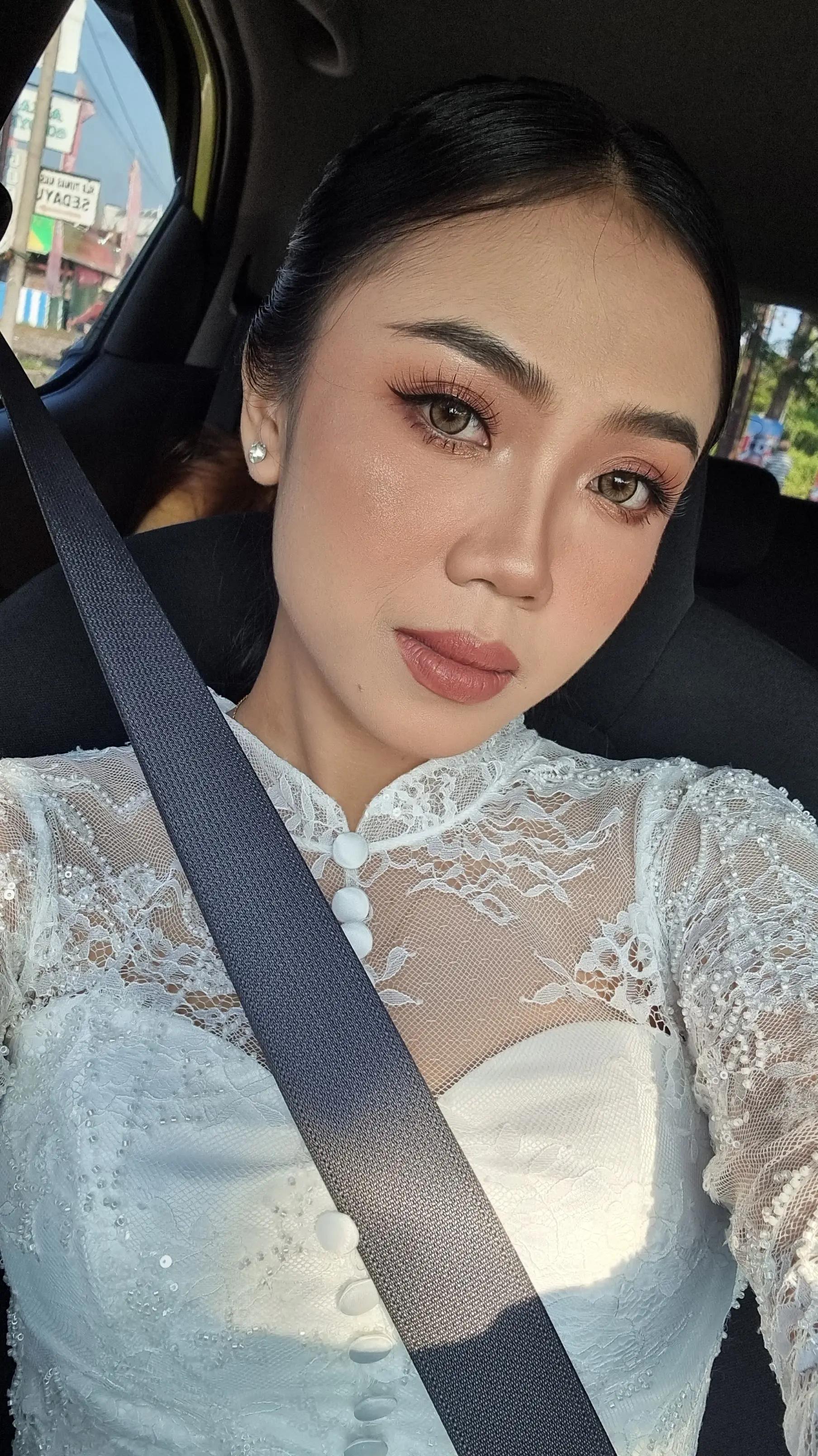 @Riana 🕊