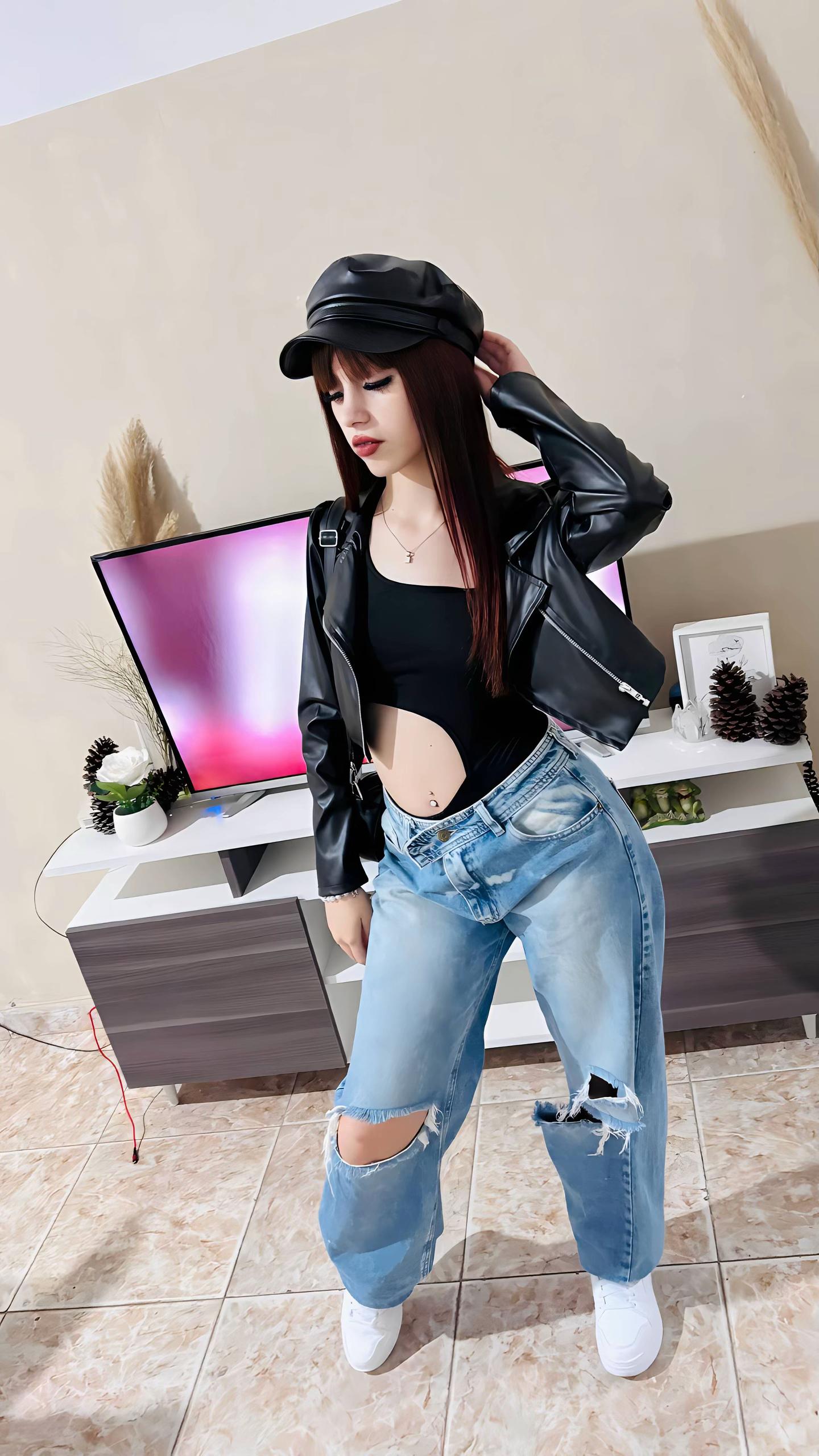@𝐿𝓊♛