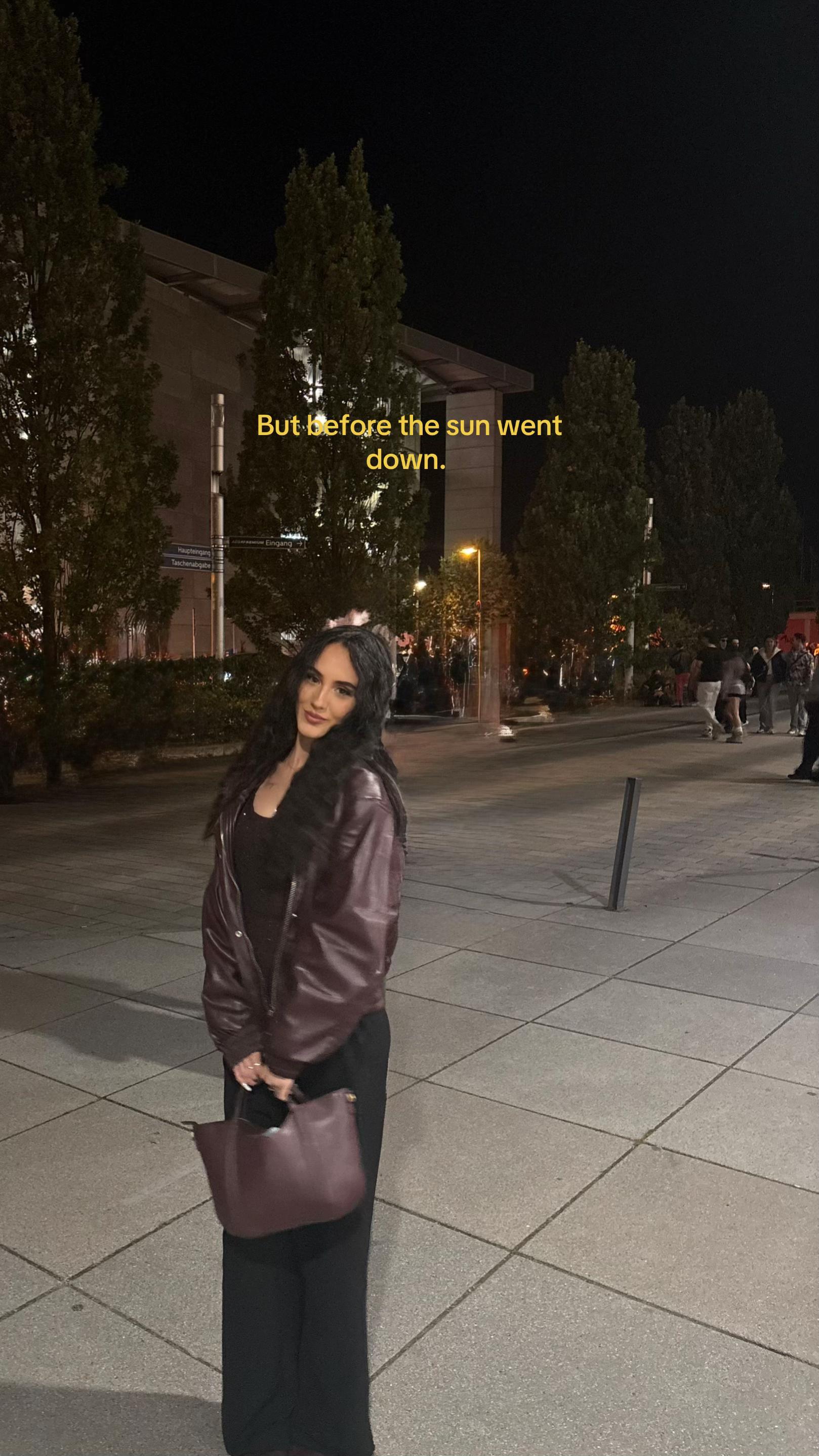 @Sharona𖣂