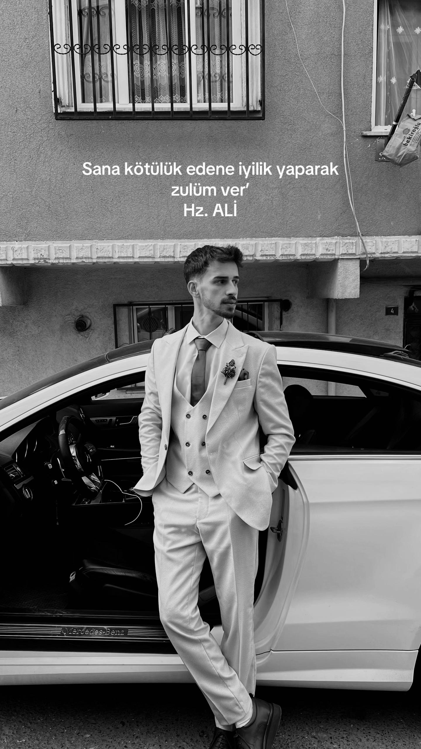 @emreރ