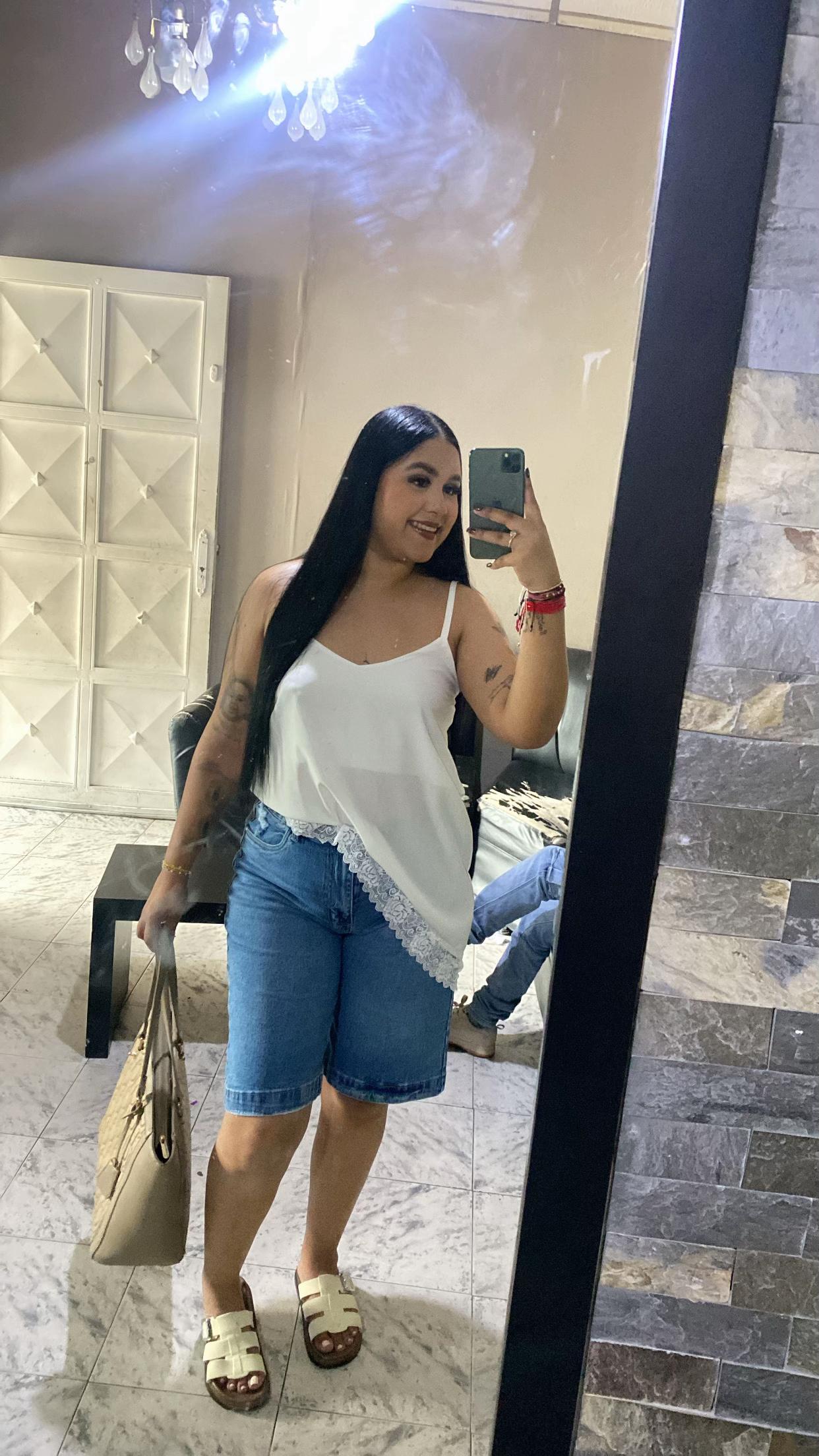 @DANIELA TORRES🌼