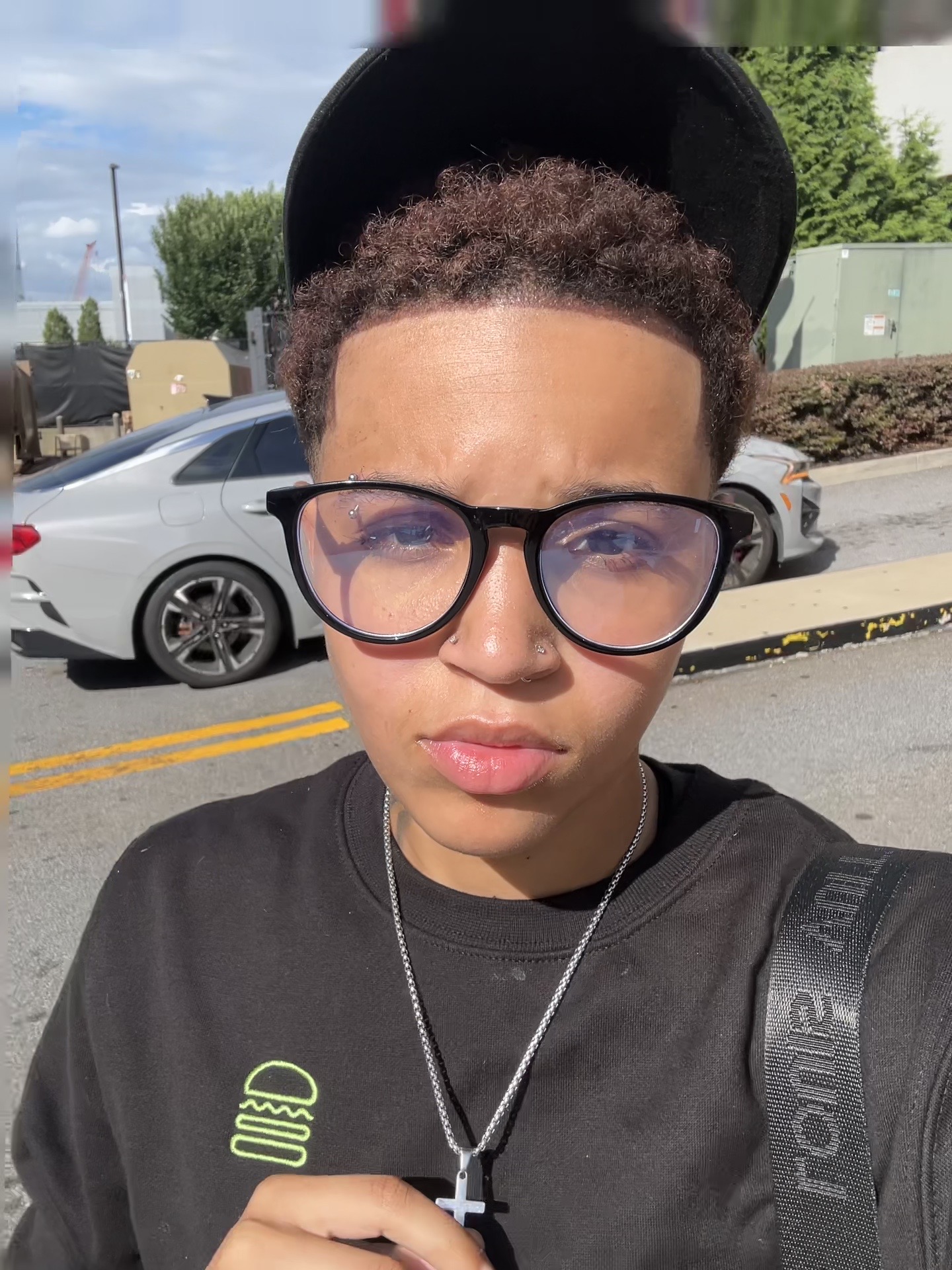 @shelovelayy