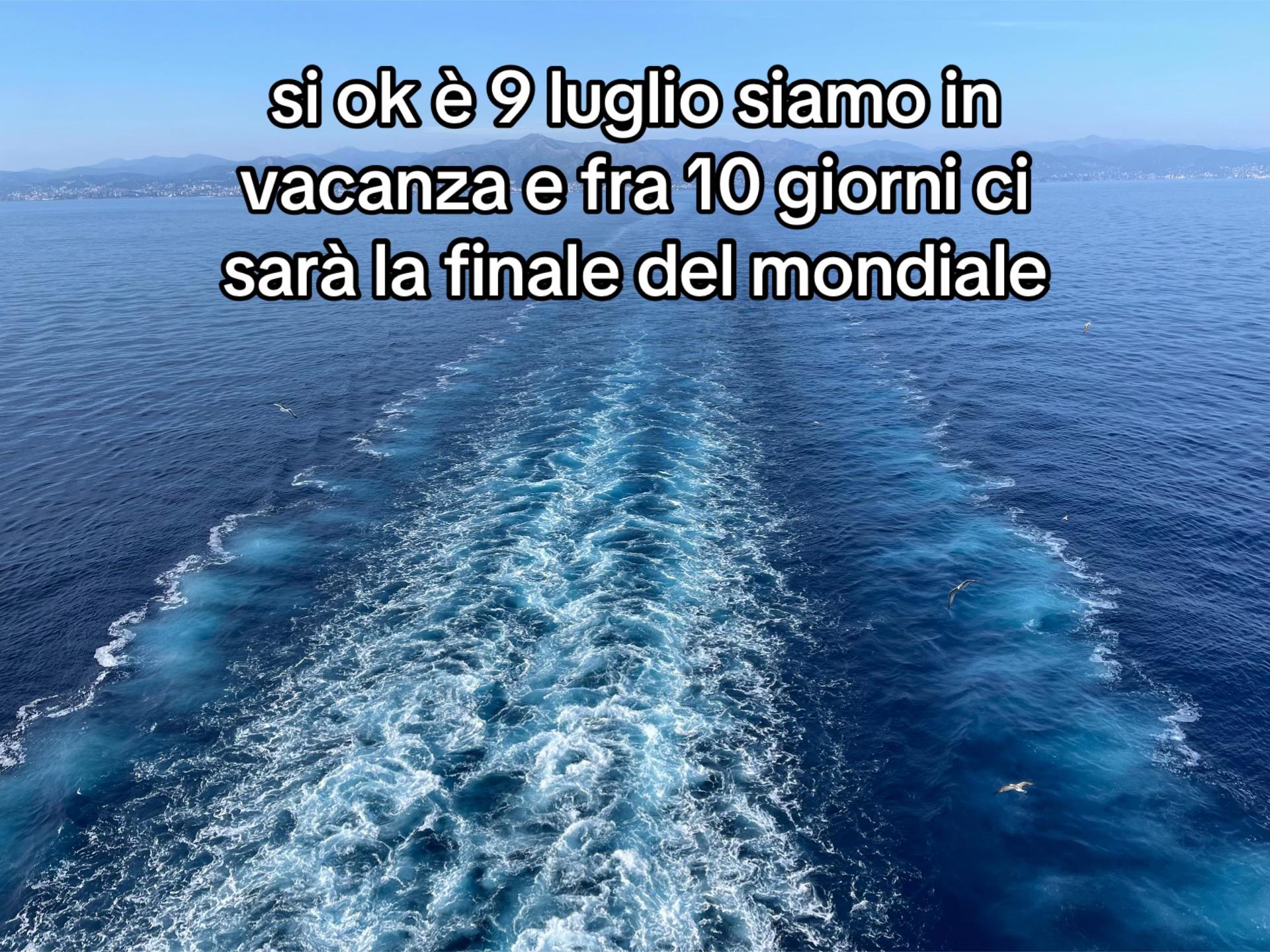 @LAURA CORTI