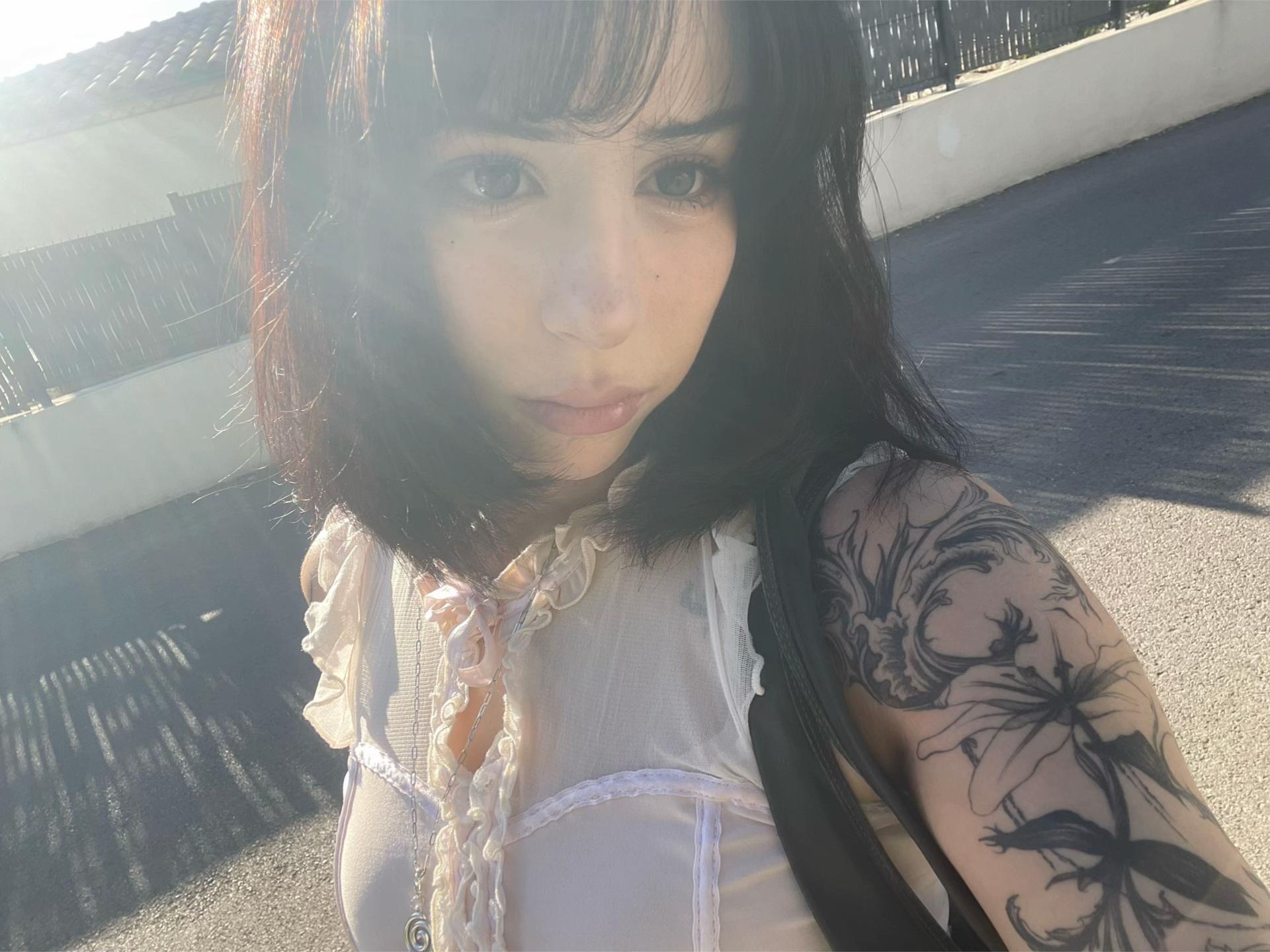 @dana★