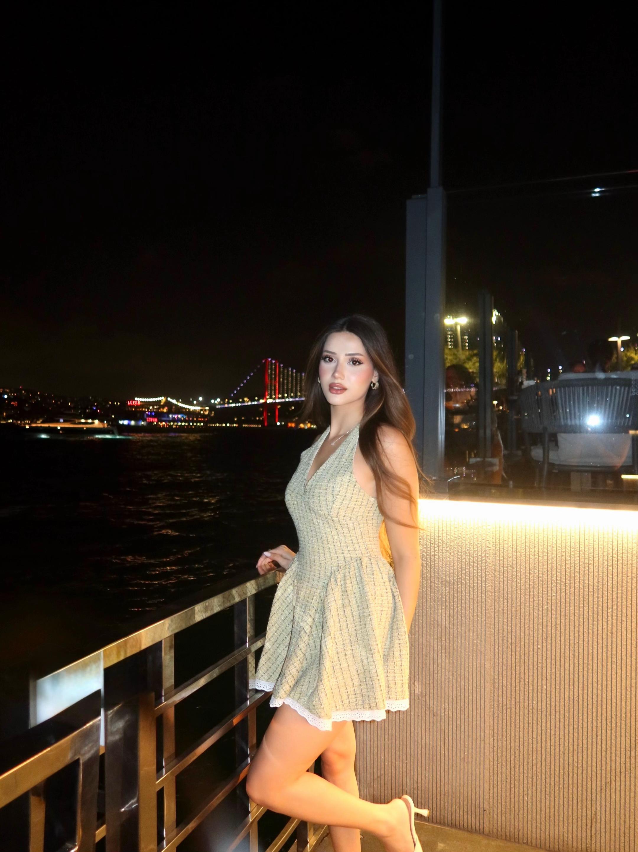@Efsa Özgür
