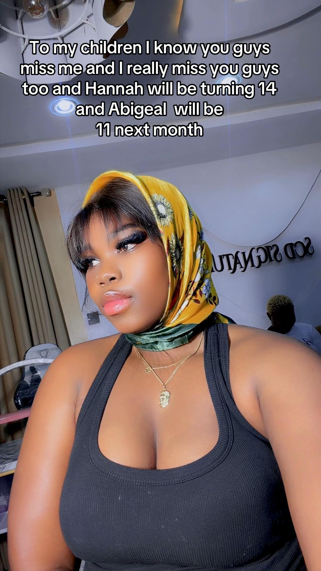 @Ebony hair world