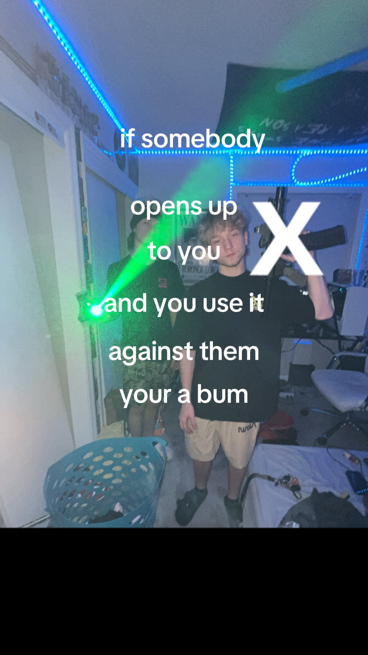 @⛧