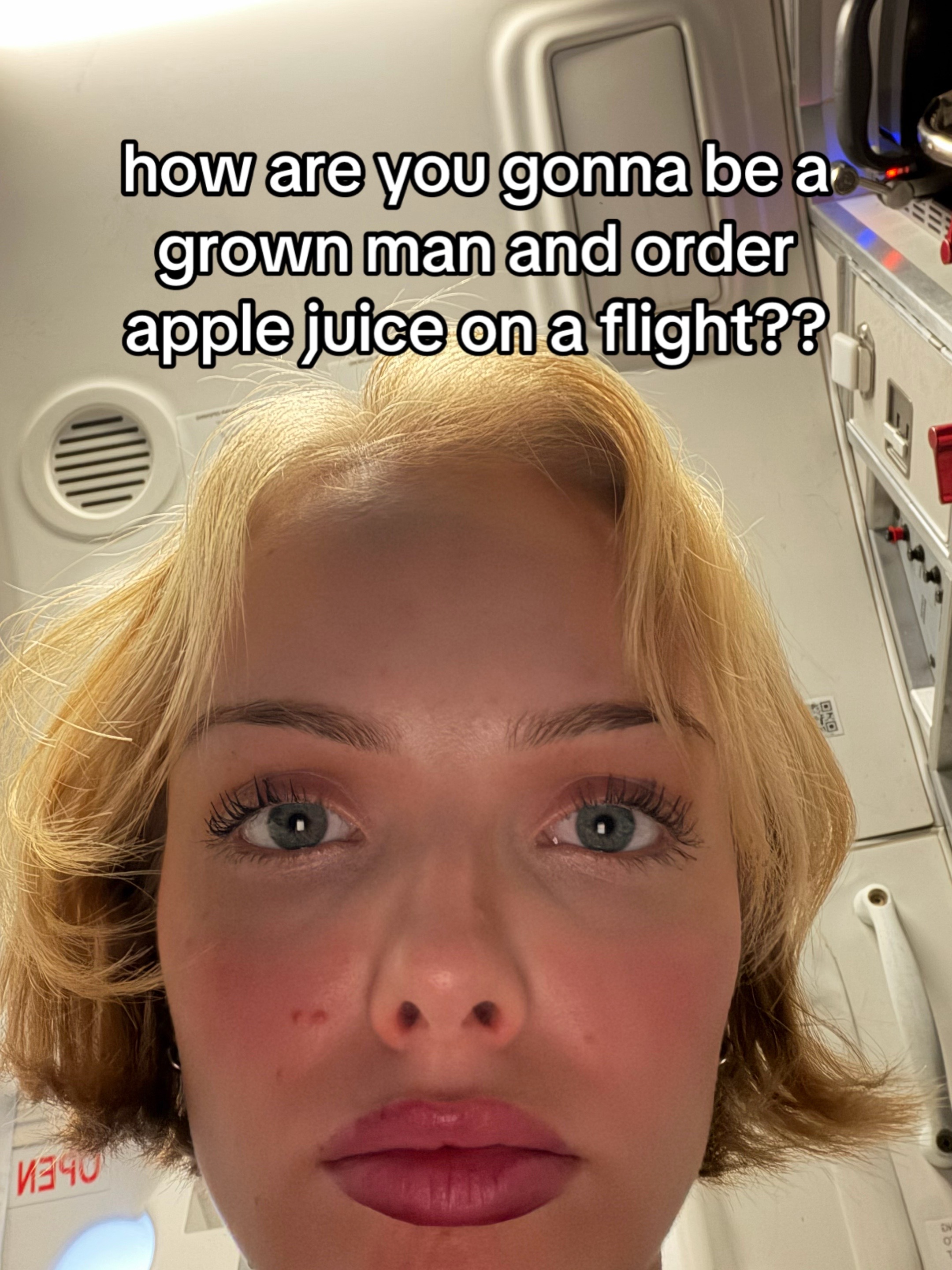 @rachelleahtia