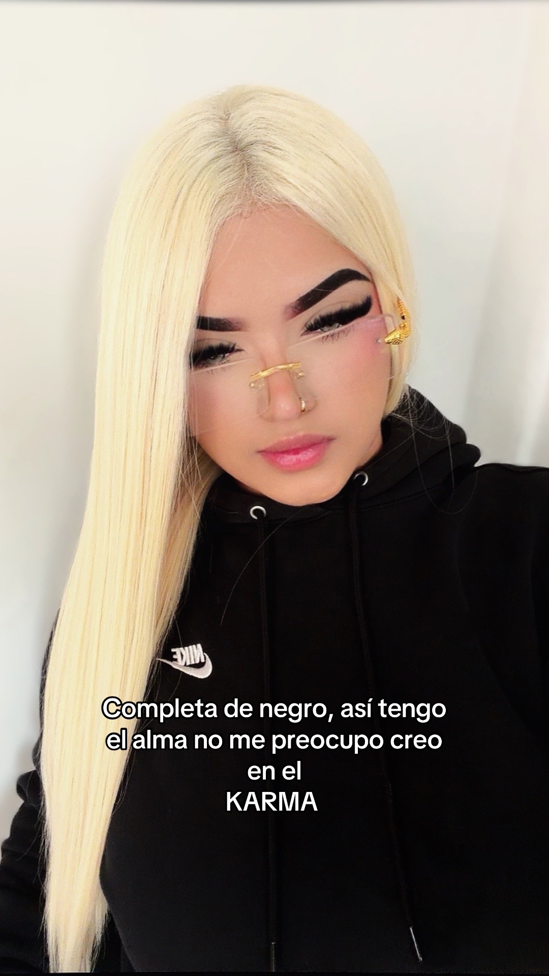 @𝒞𝒶𝓇𝑜𝓁 🍒
