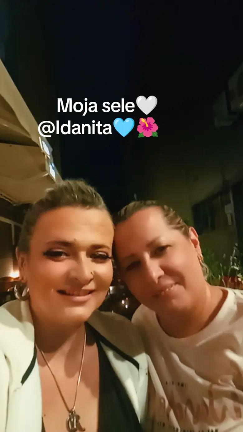 @🖤Mamita🖤🩶🥃 Kika Ida