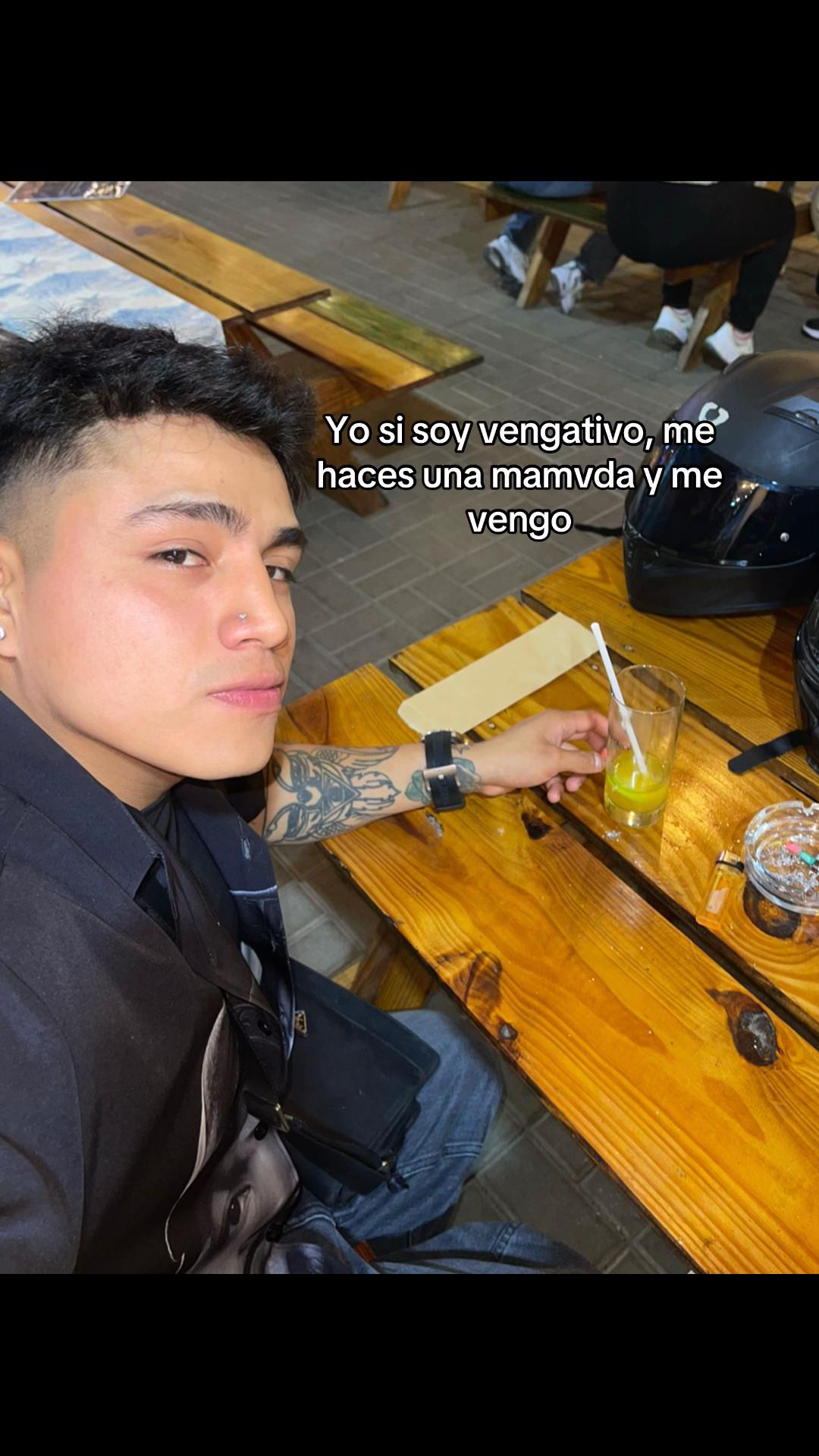 @Josueee_