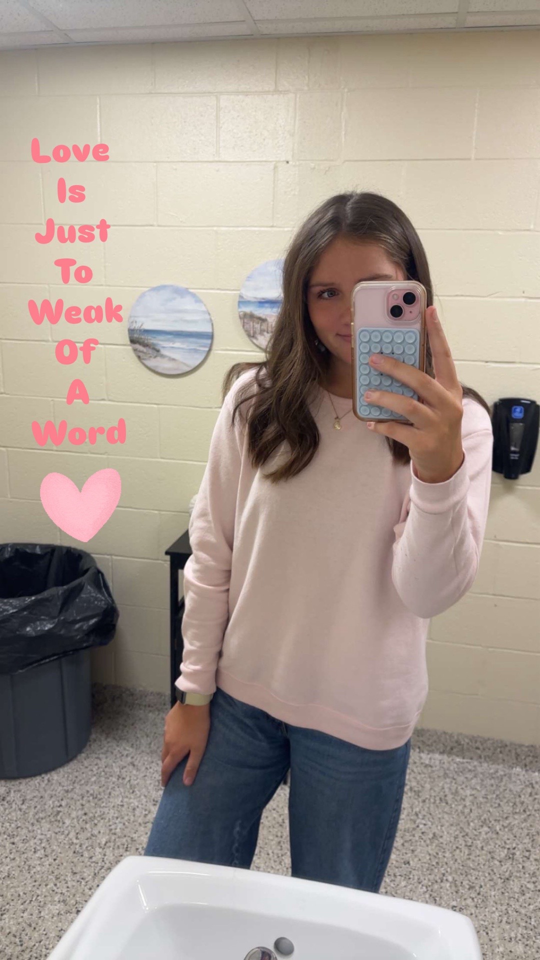 @mckennakays