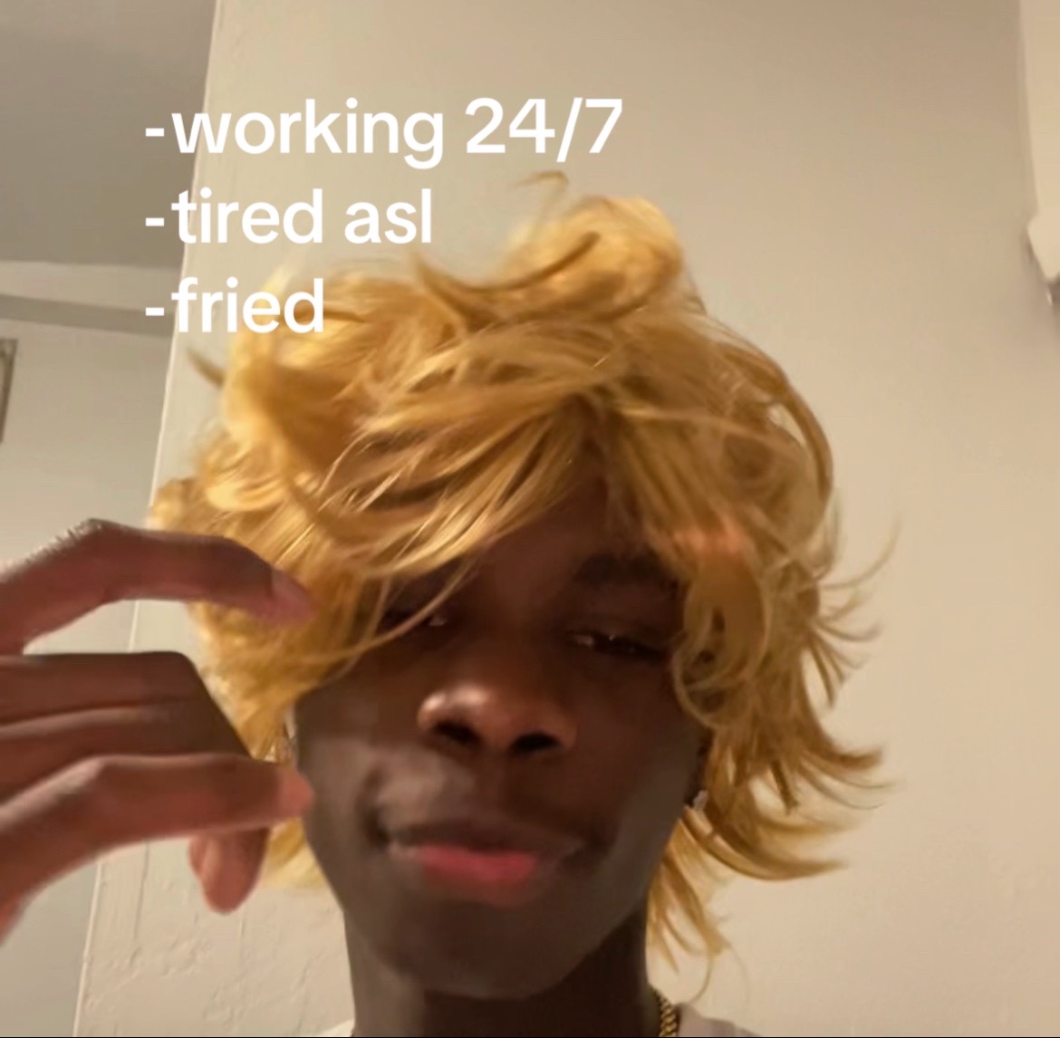@J9