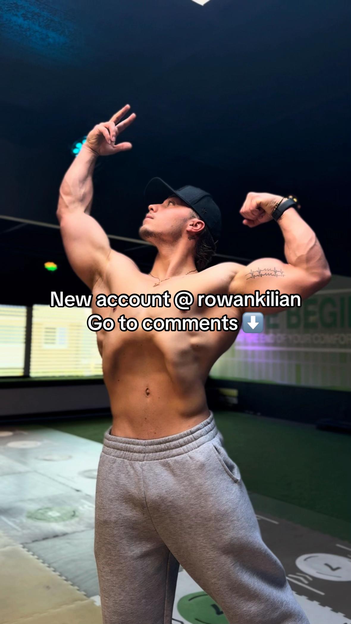 @FitByRowan