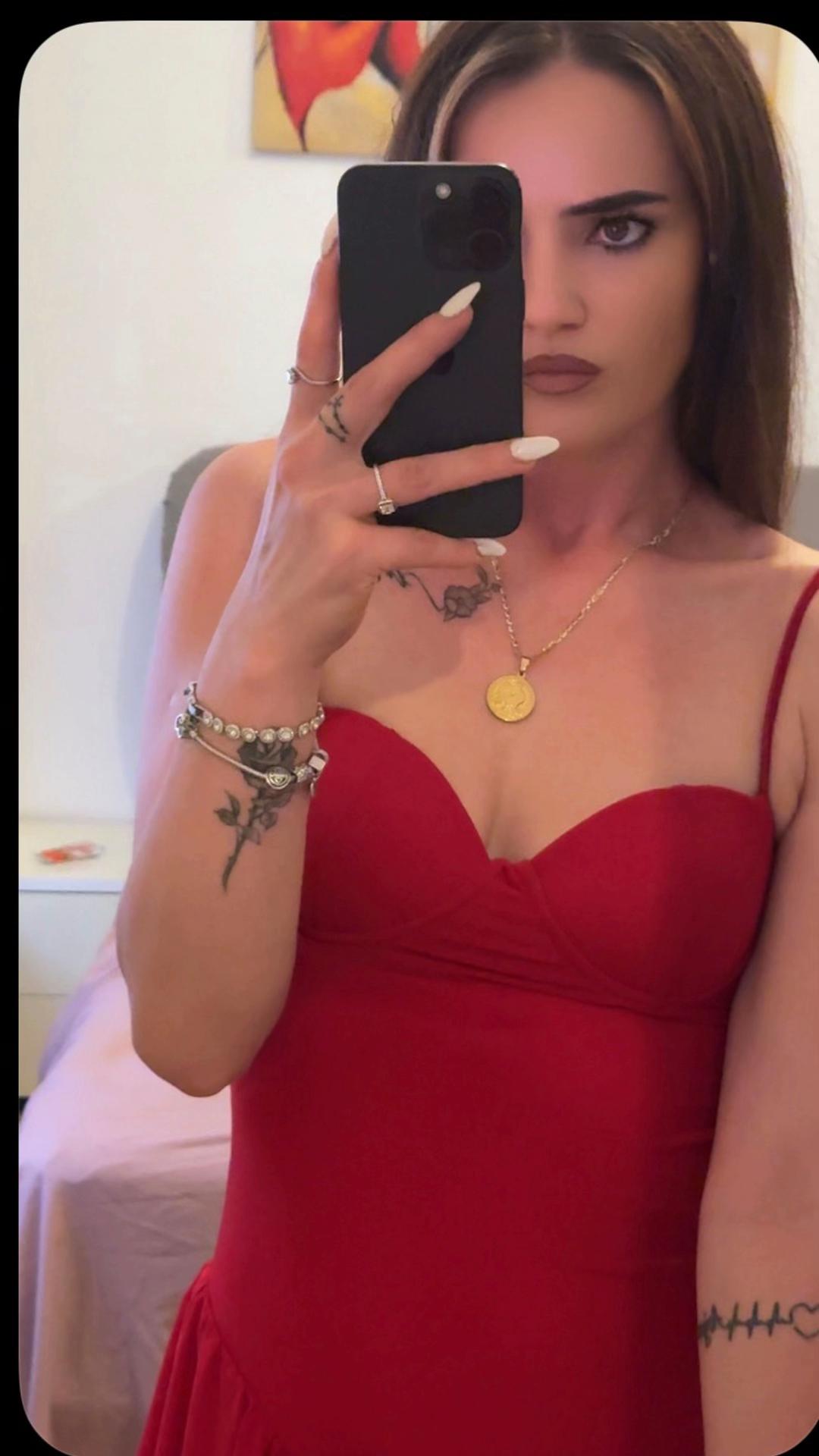 @ESTER 🦂🥀🪬