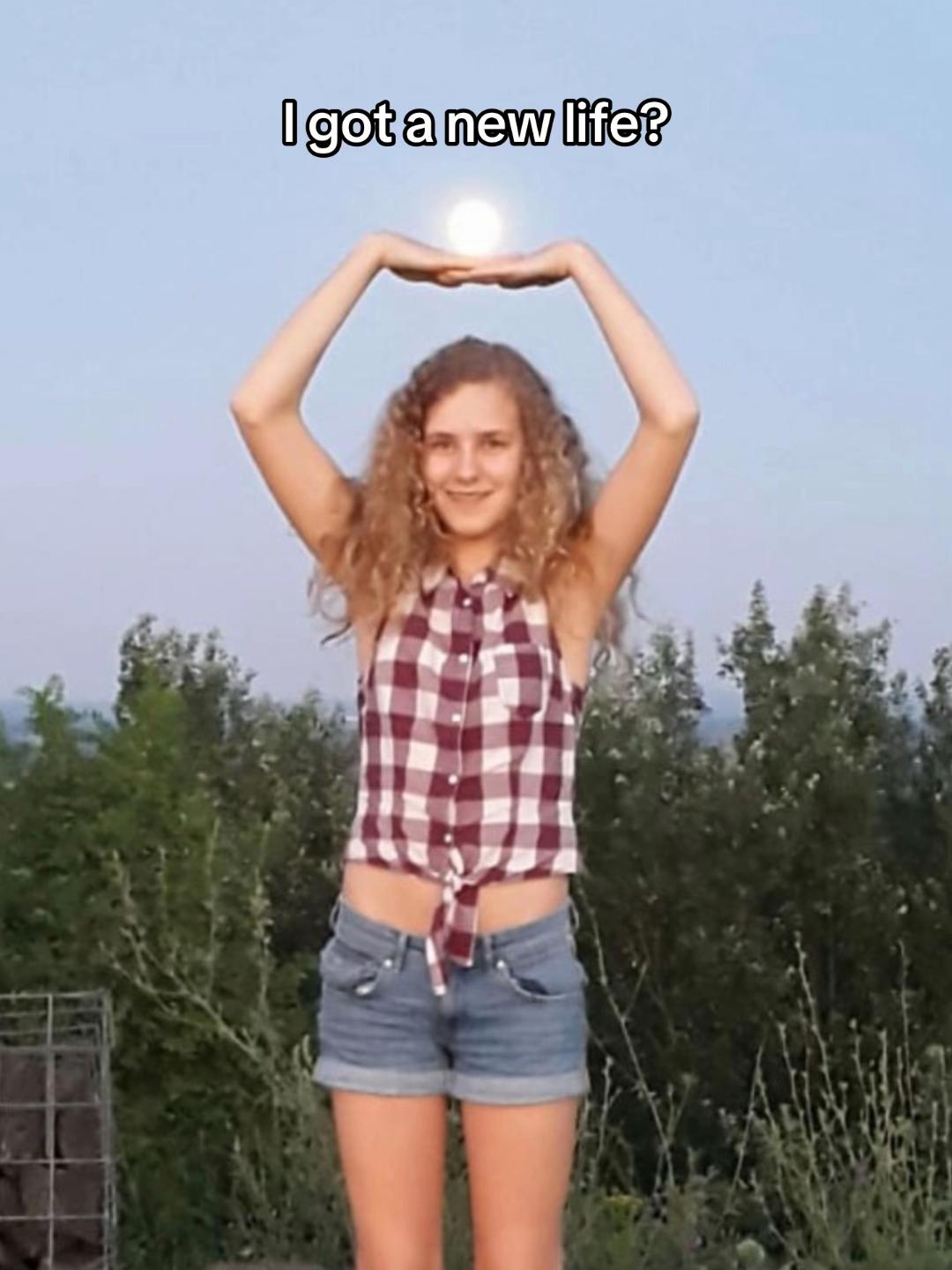 @Curly_Lioness