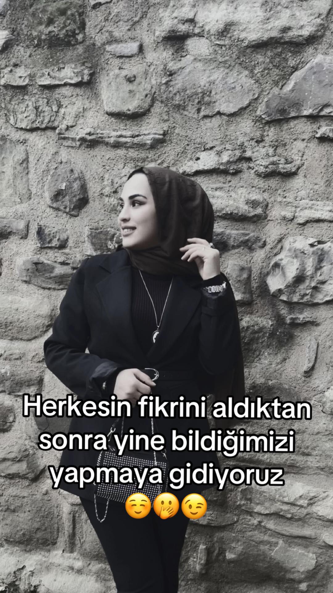 @🦋