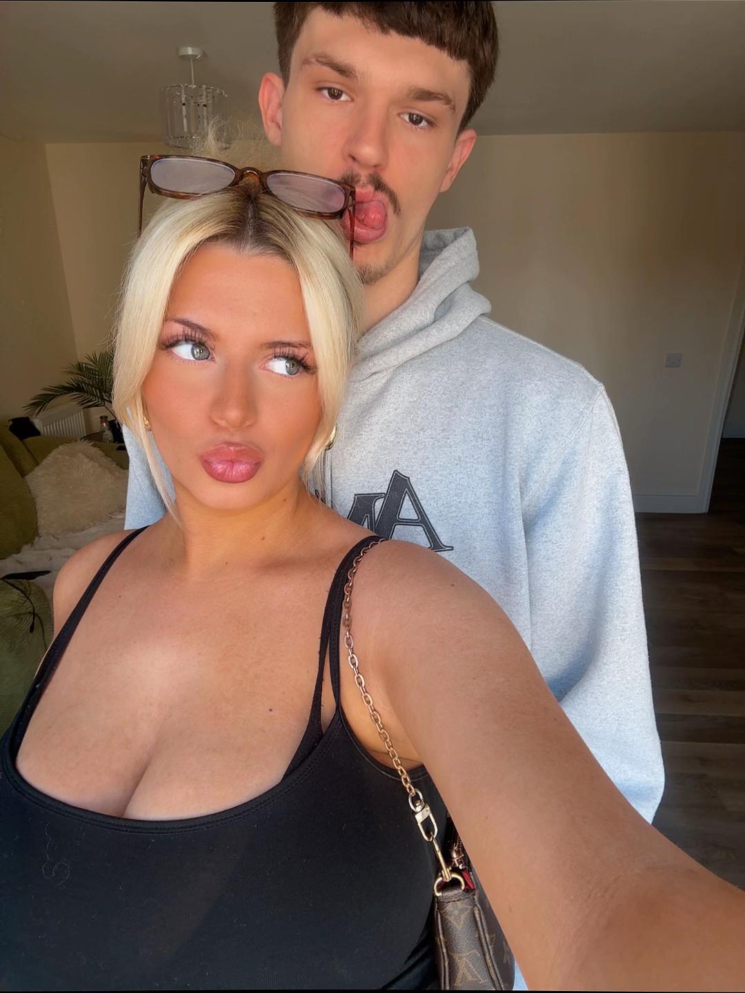 @🤍