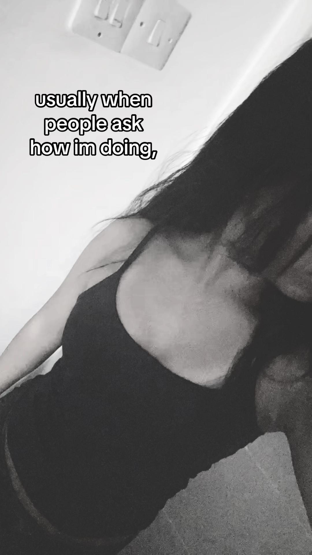 @𝗌𝖾𝖼𝗋𝖾𝗍 🦦