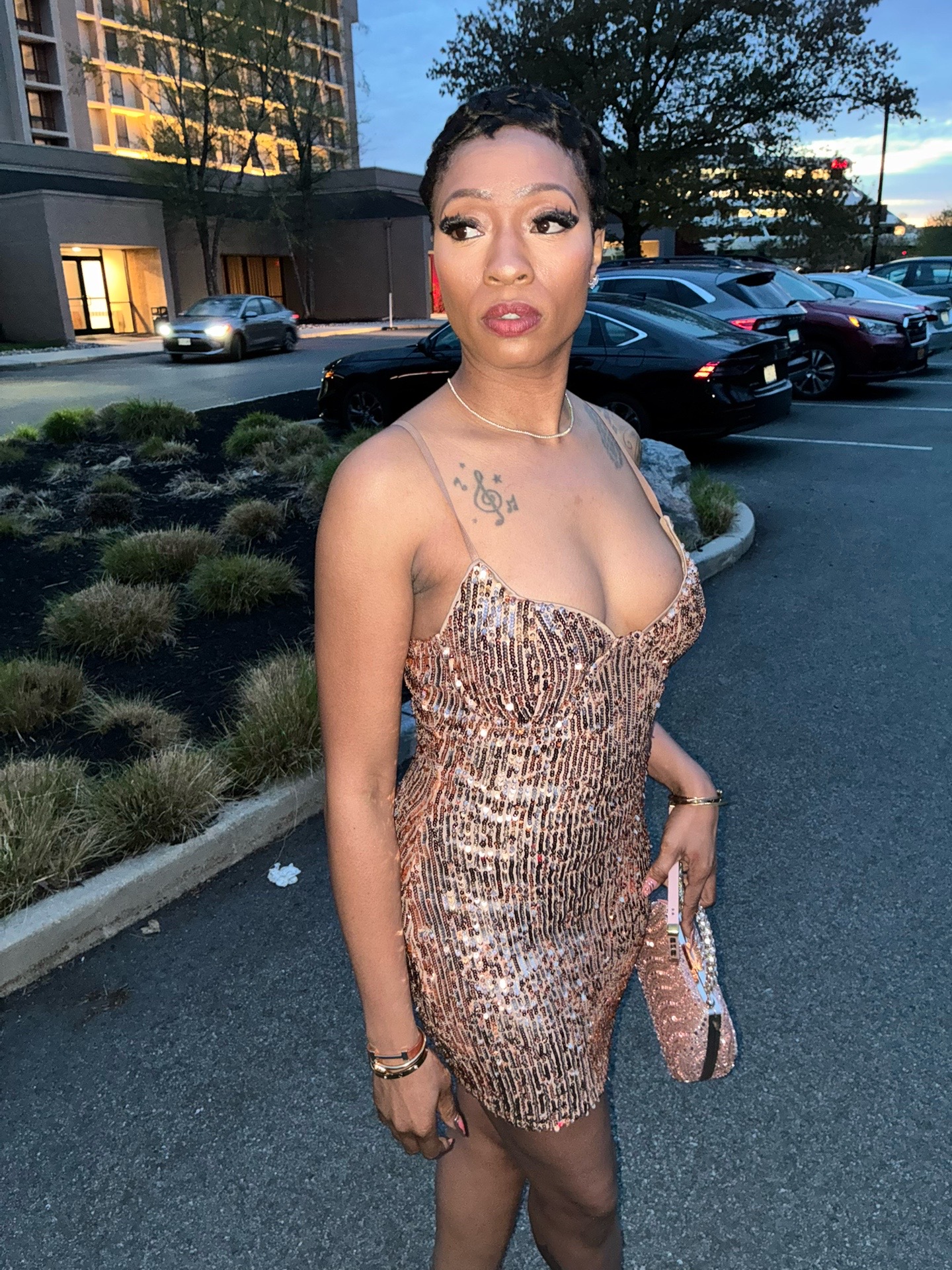 @Elaine Chi Beauty
