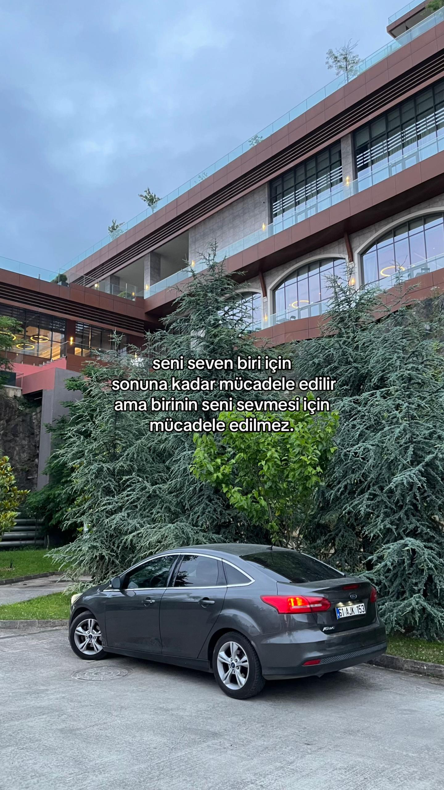 @𝑼𝒕𝒌𝒖 𝑲𝒖𝒓𝒕