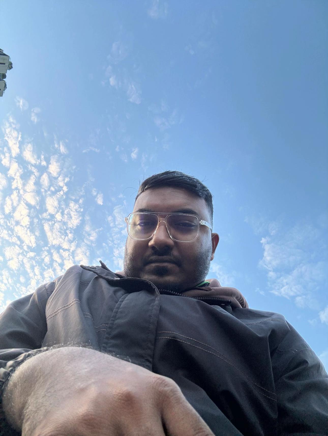 @MOGANRAJ (TKS)