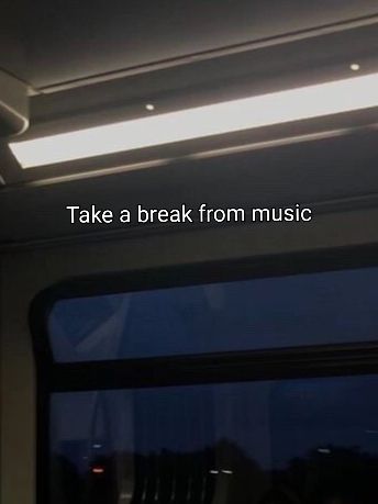 @Aena