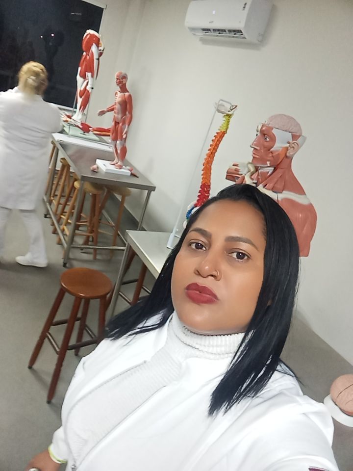 @Hellen Marques