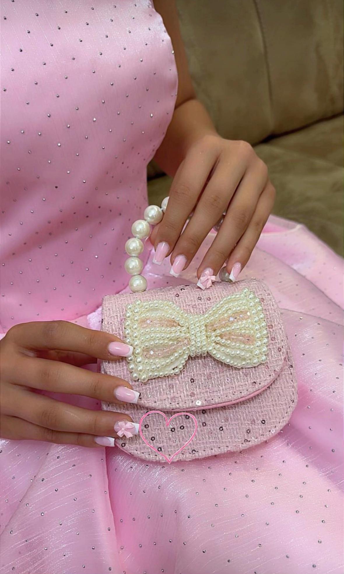 @nails_by_aleja