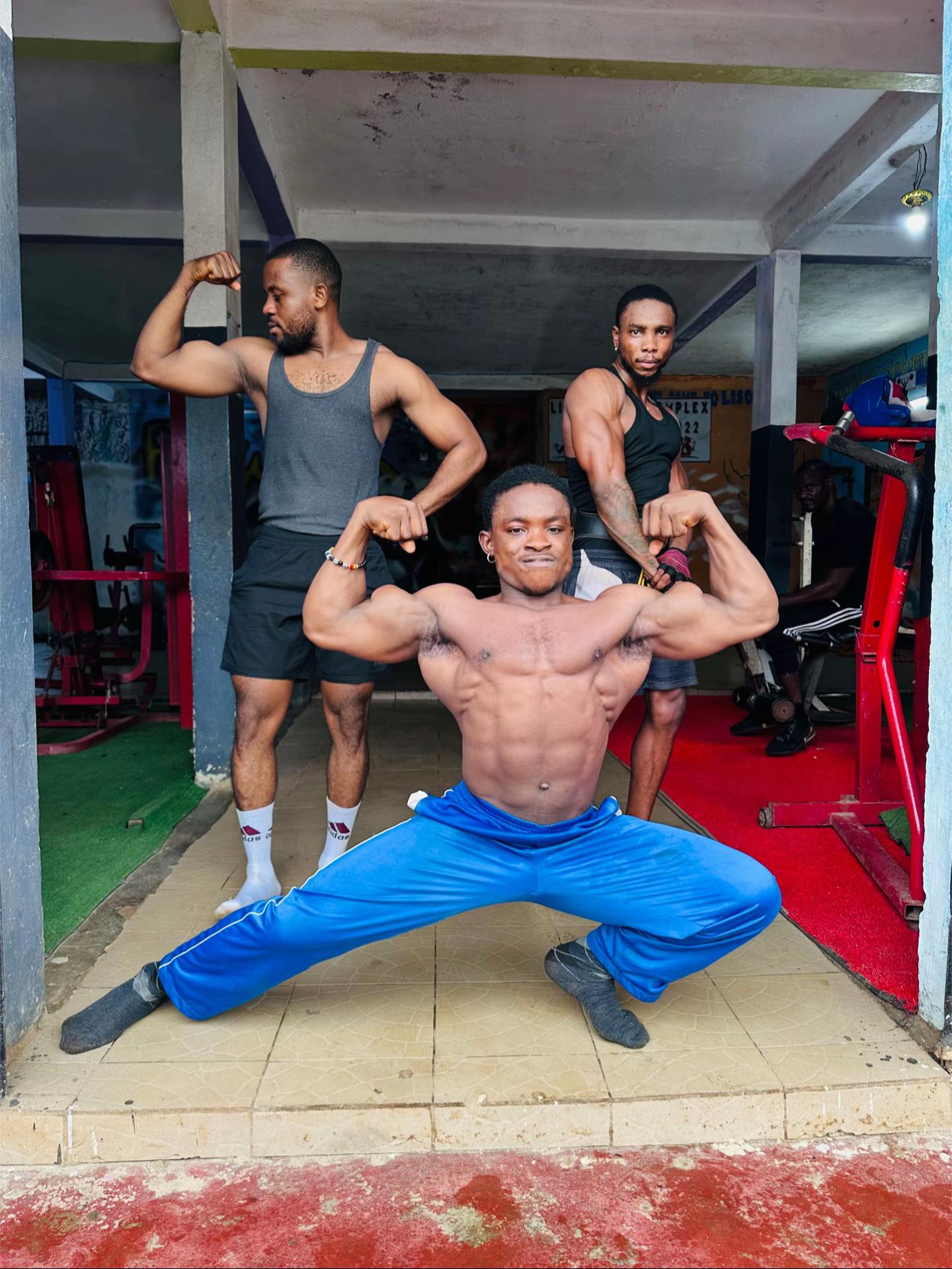 @Muscle-lord🦍🦍🦍🦍