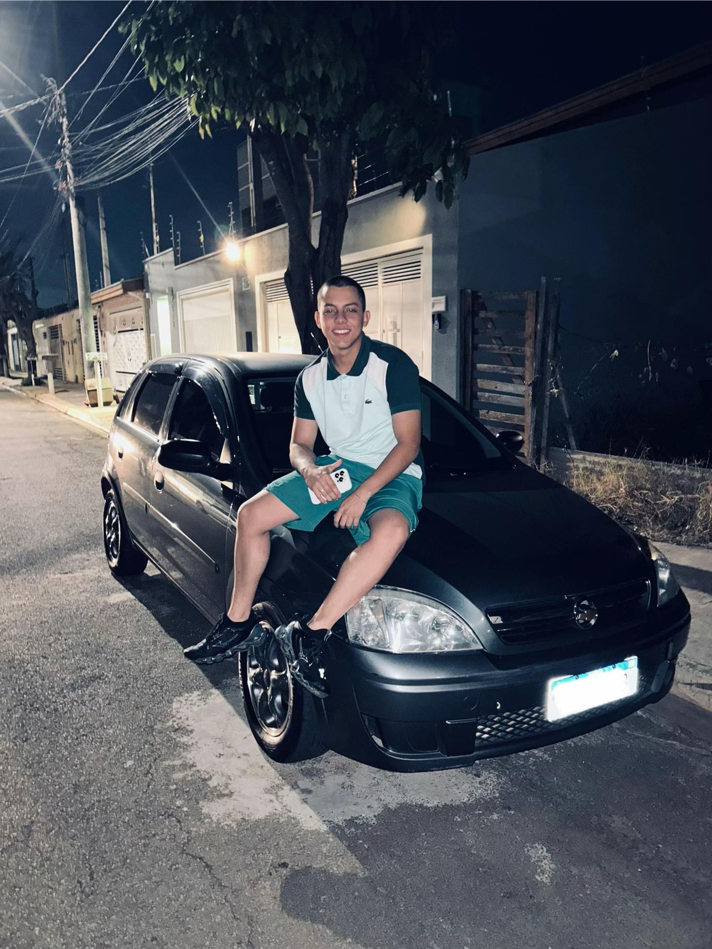 @gustavo_fossaluza7