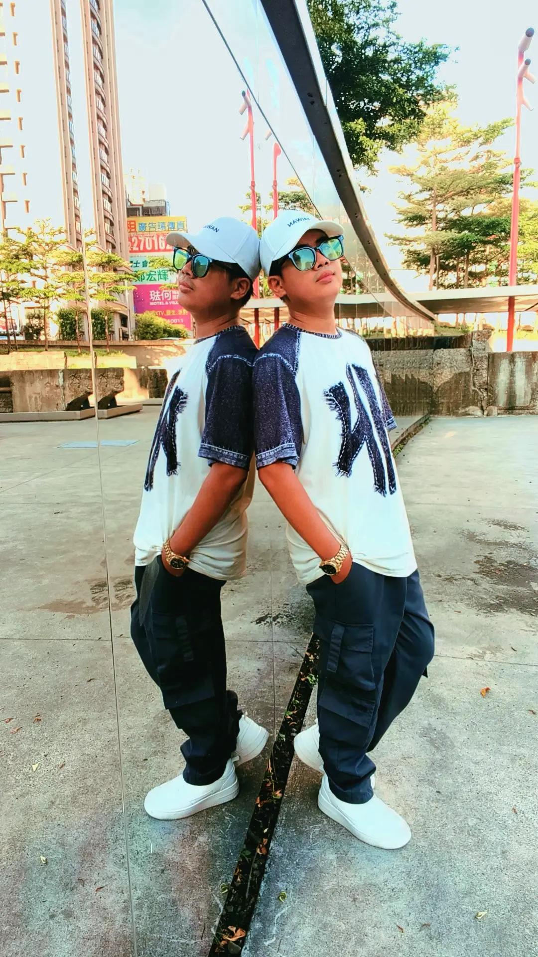 @J.E.R.E.M.Y. ๐ต๐ญ๐น๐ผ